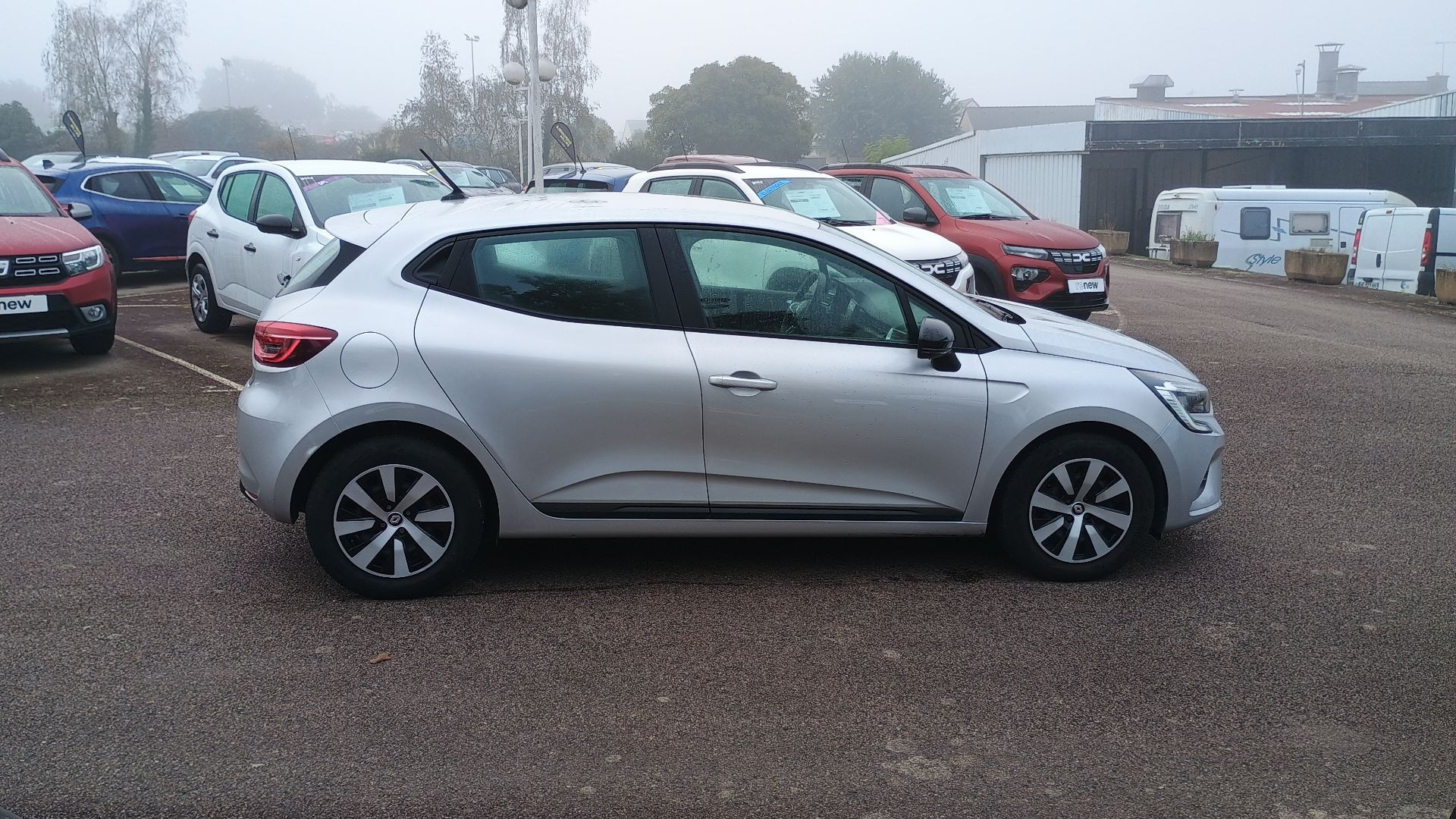 Vente en ligne Renault Clio 5 Clio TCe 90 au prix de 14 490 €