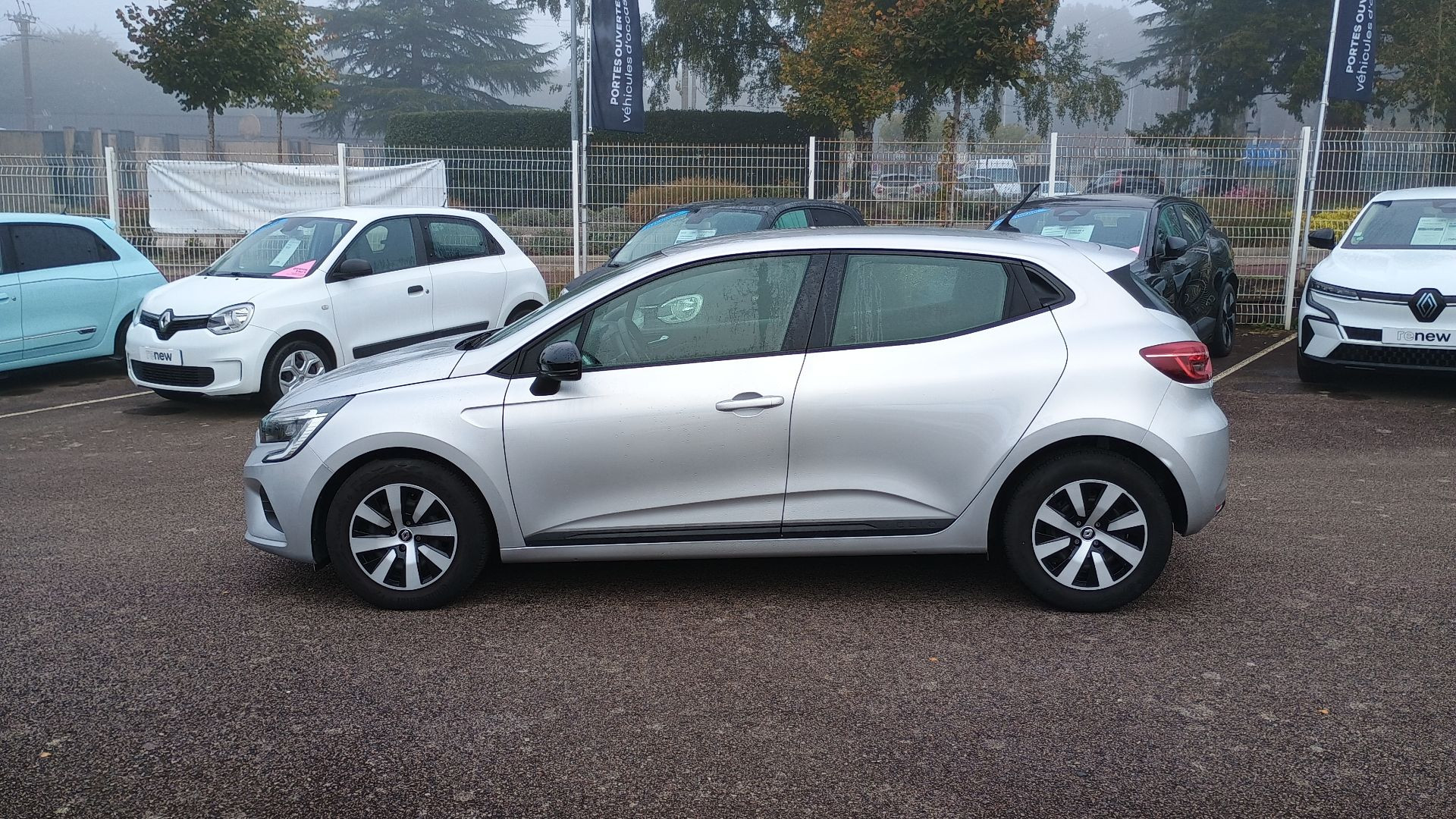 Vente en ligne Renault Clio 5 Clio TCe 90 au prix de 14 490 €