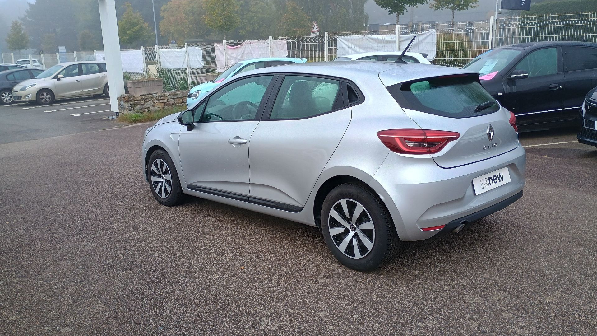Vente en ligne Renault Clio 5 Clio TCe 90 au prix de 14 490 €