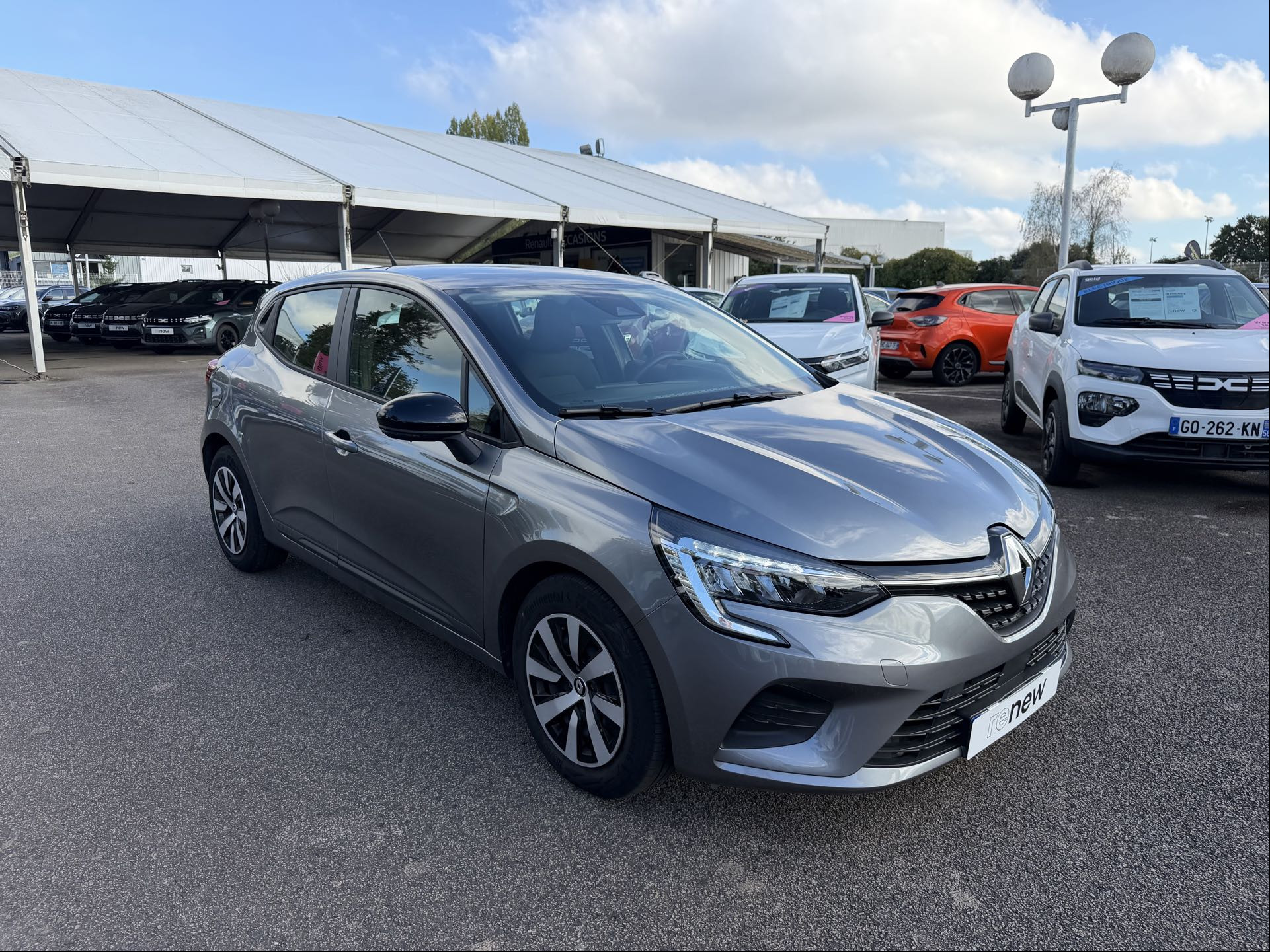 Vente en ligne Renault Clio 5 Clio TCe 90 au prix de 14 790 €