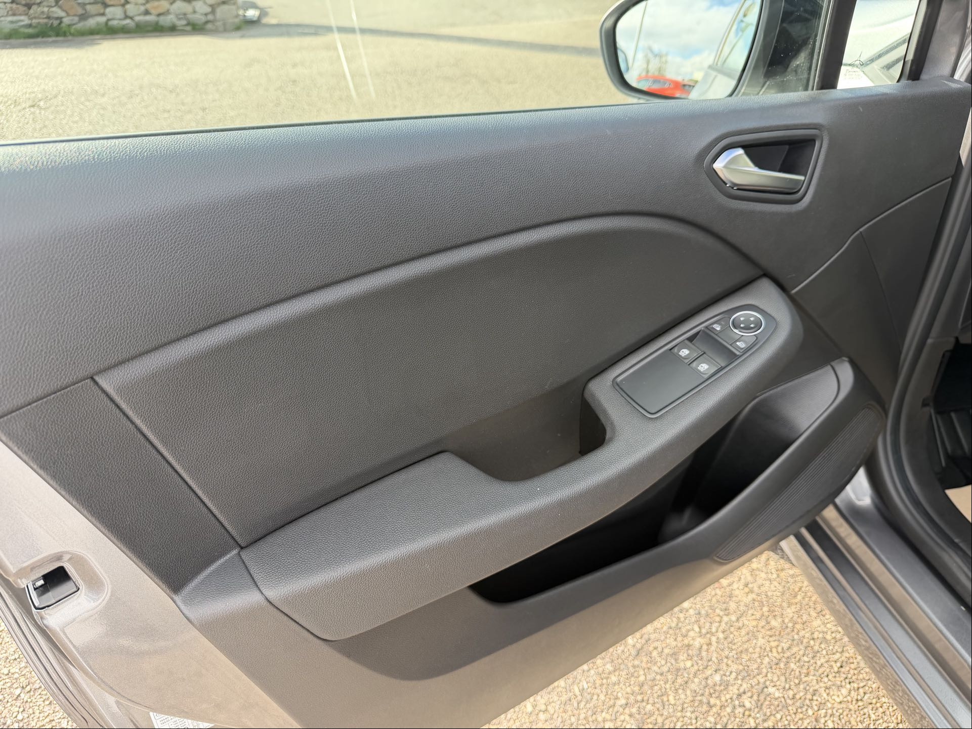 Vente en ligne Renault Clio 5 Clio TCe 90 au prix de 14 790 €