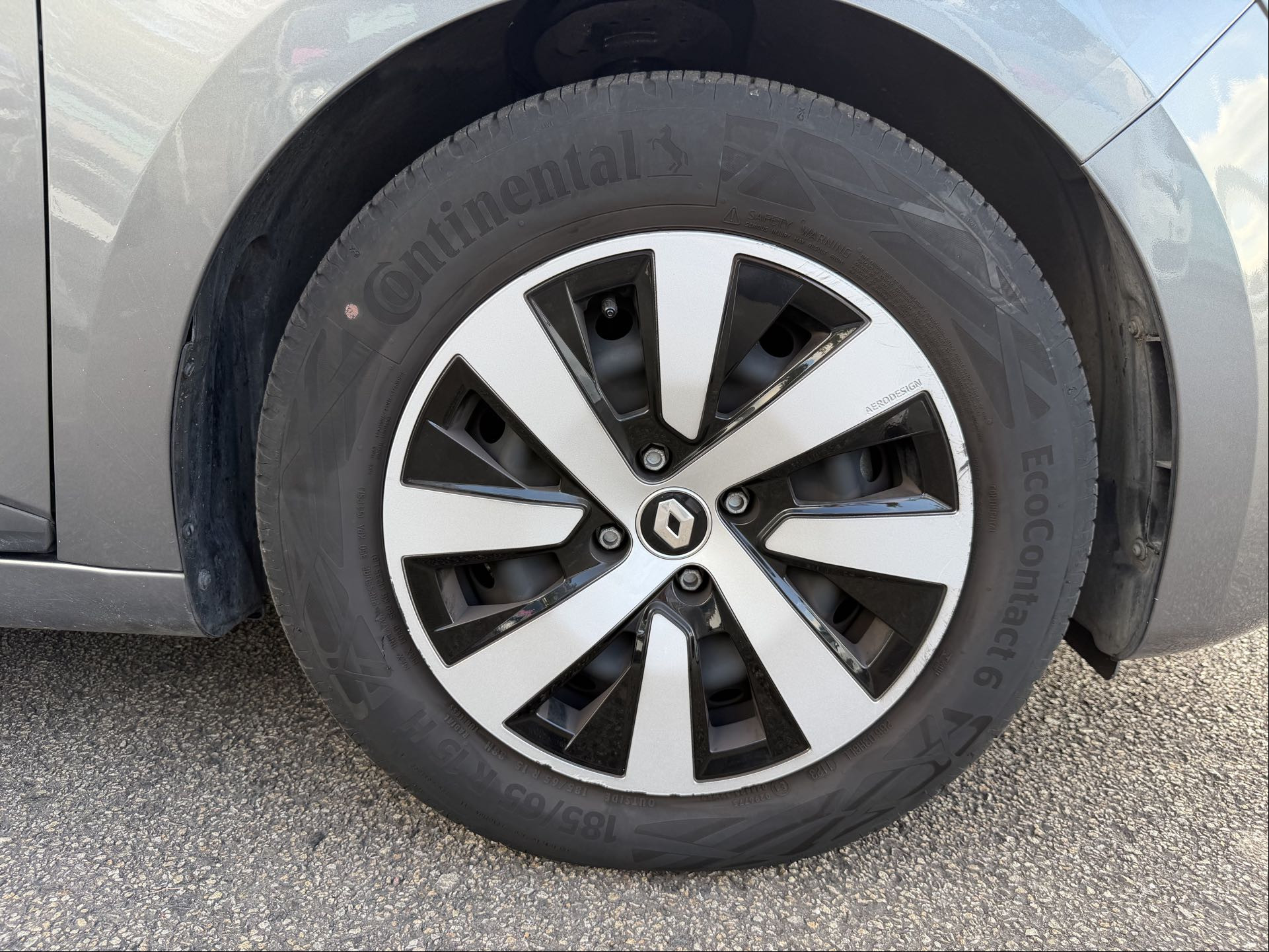 Vente en ligne Renault Clio 5 Clio TCe 90 au prix de 14 790 €