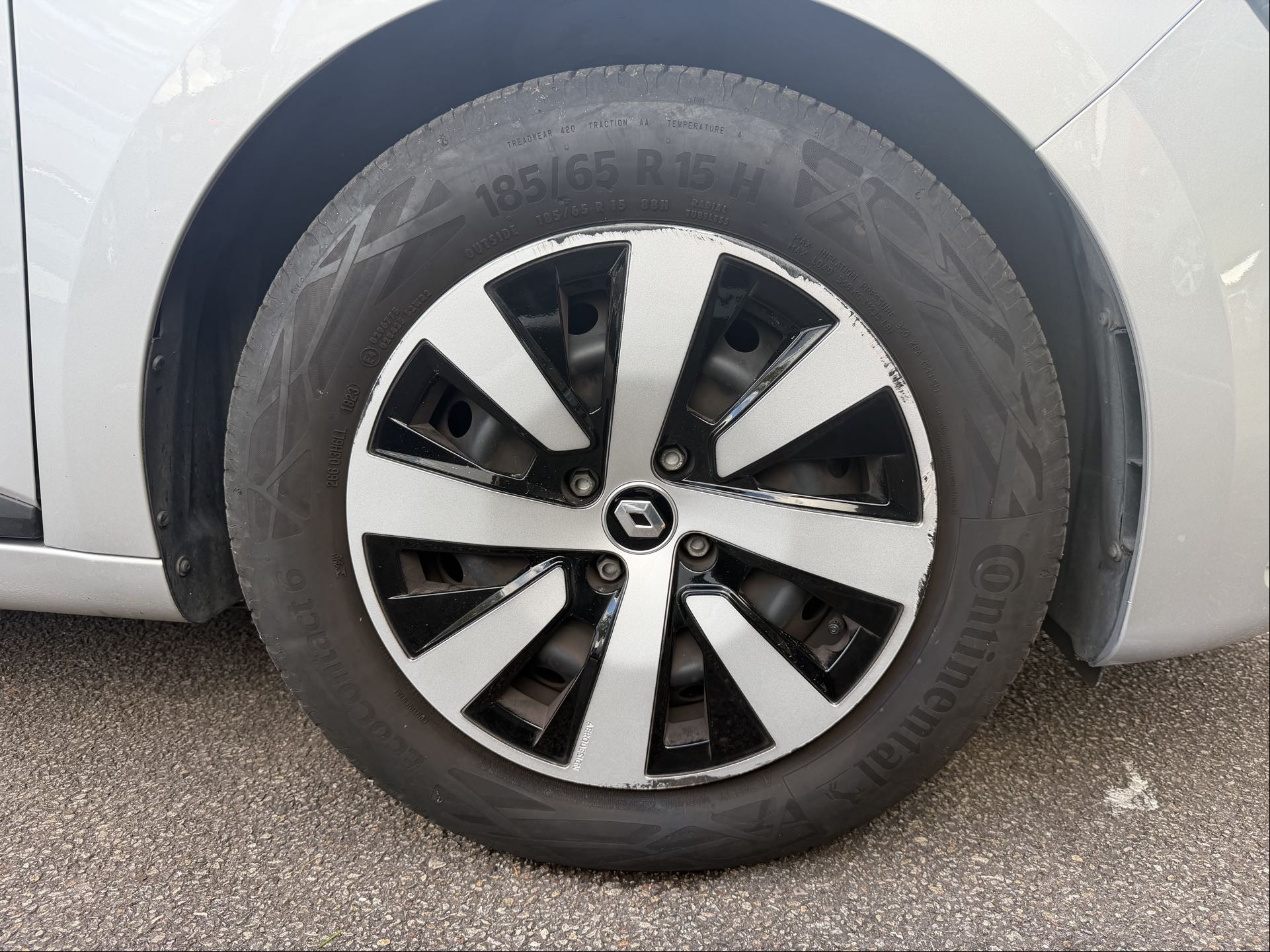 Vente en ligne Renault Clio 5 Clio TCe 90 au prix de 14 790 €
