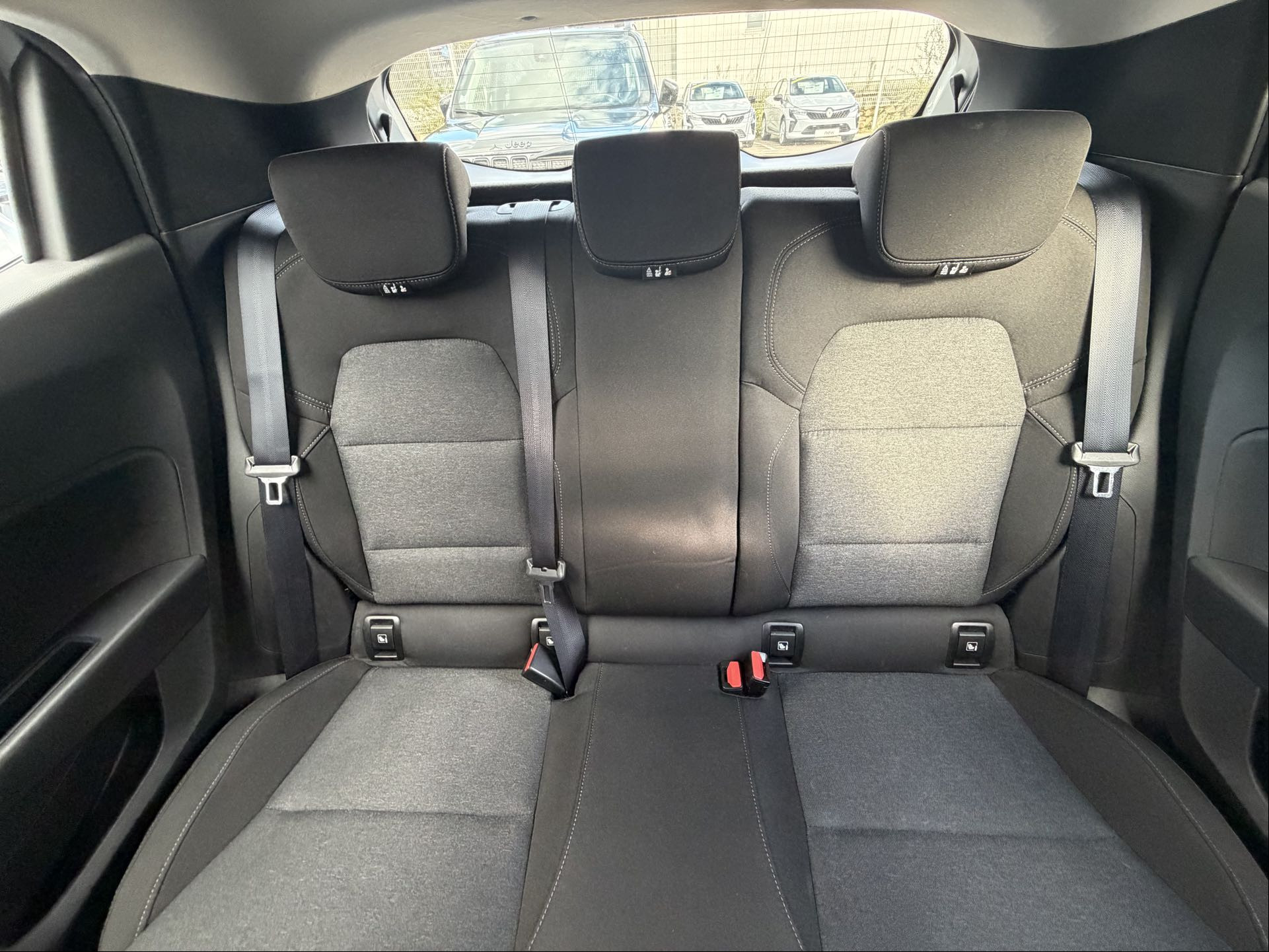 Vente en ligne Renault Clio 5 Clio TCe 90 au prix de 14 790 €