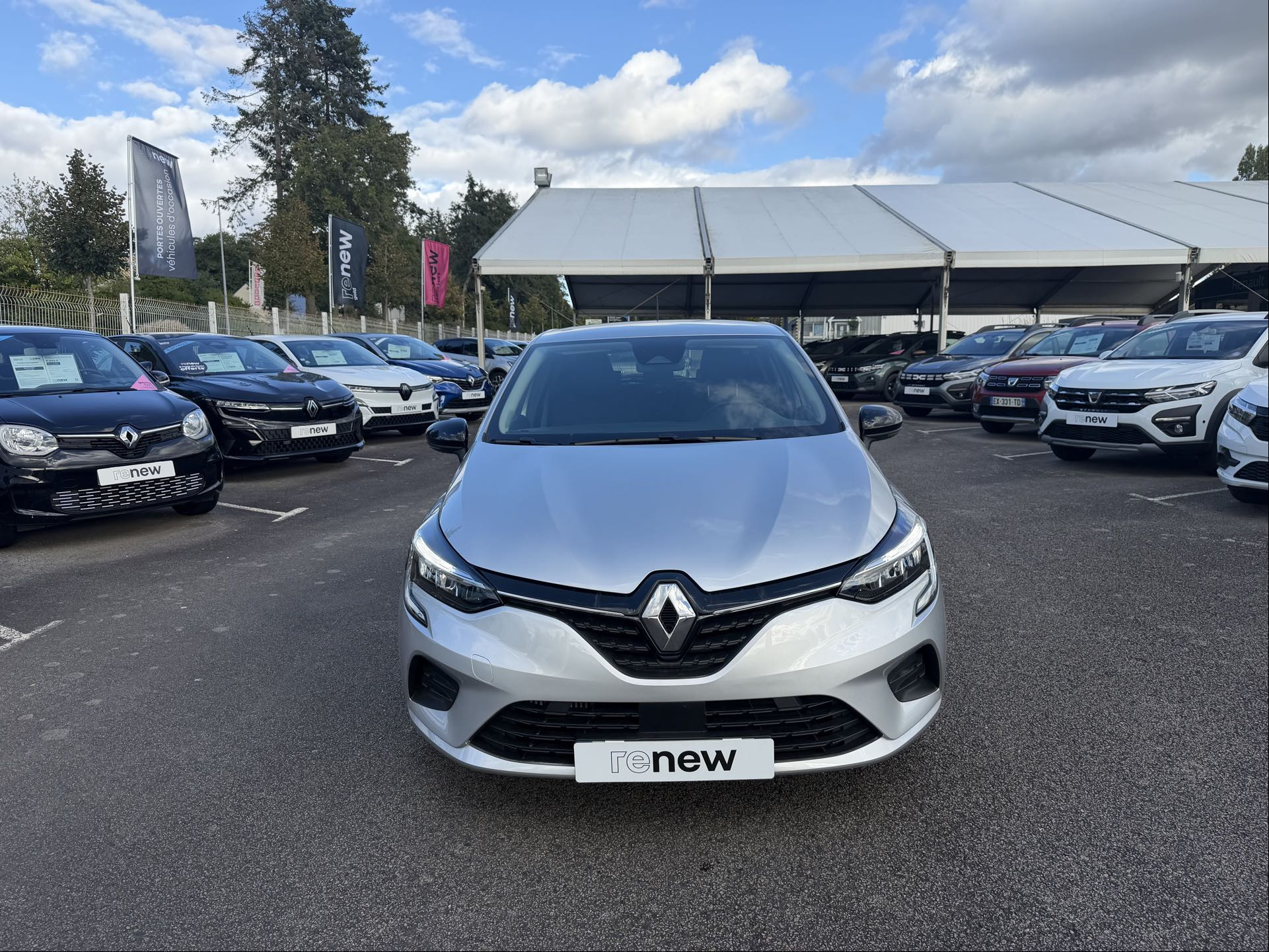 Vente en ligne Renault Clio 5 Clio TCe 90 au prix de 14 790 €