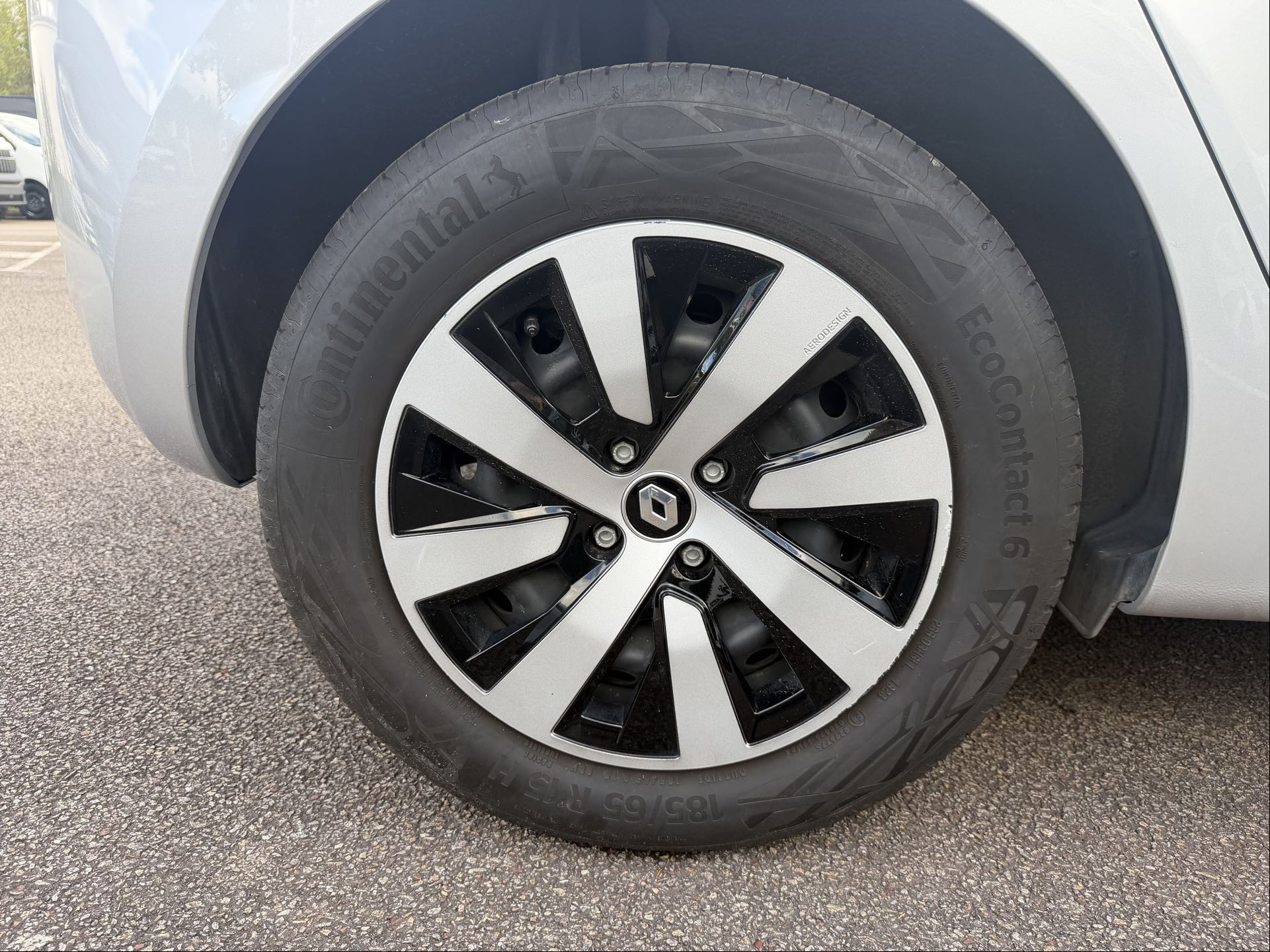 Vente en ligne Renault Clio 5 Clio TCe 90 au prix de 14 790 €