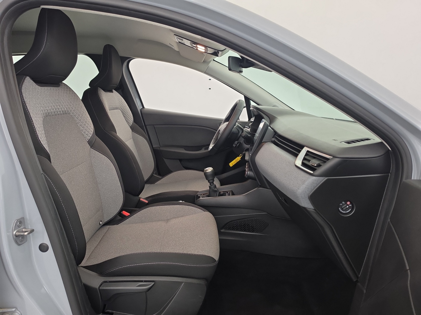 Vente en ligne Renault Clio 5 Clio dCi 100 au prix de 15 990 €
