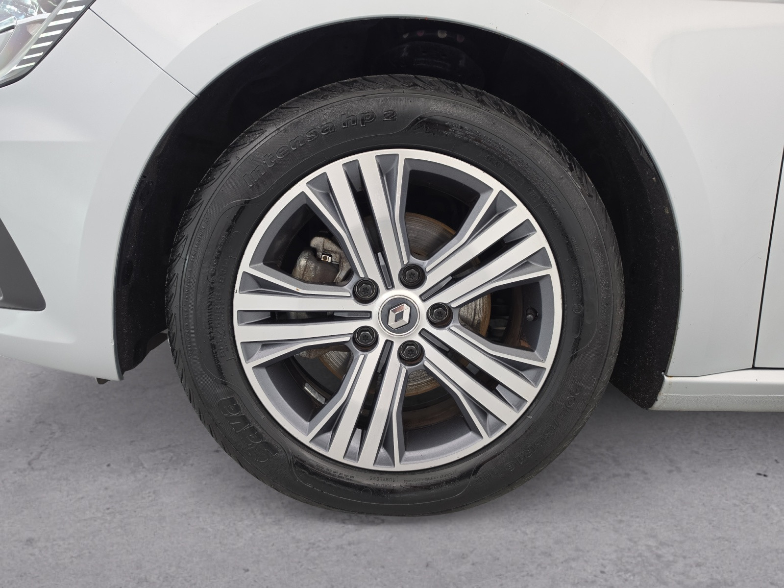Vente en ligne Renault Megane 4  Blue dCi 115 EDC au prix de 16 290 €