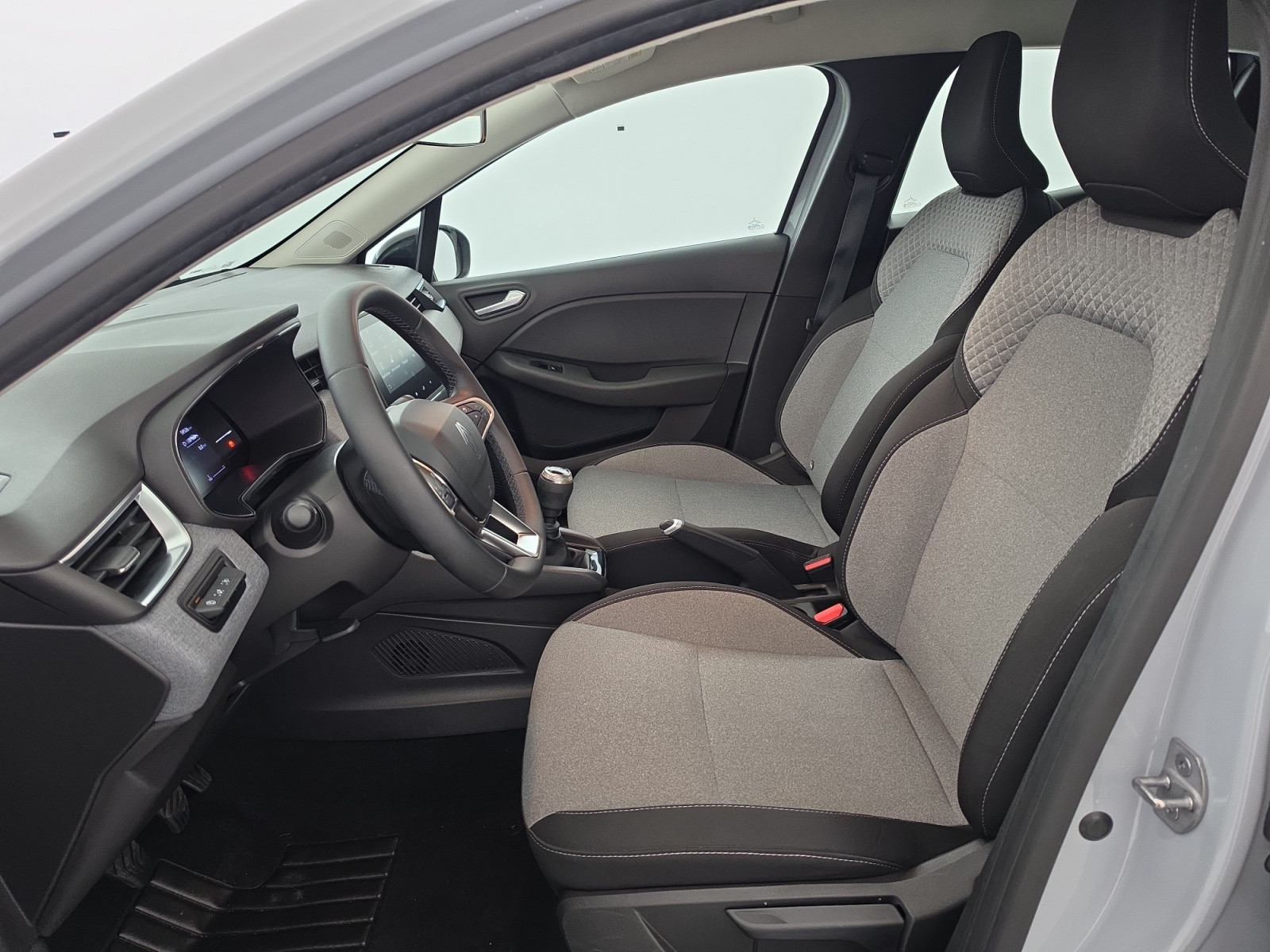 Vente en ligne Renault Clio 5 Clio dCi 100 au prix de 15 290 €