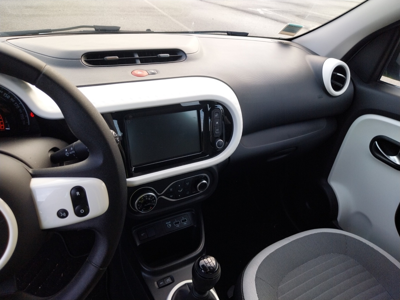 Vente en ligne Renault Twingo 3  SCe 65 au prix de 10 690 €
