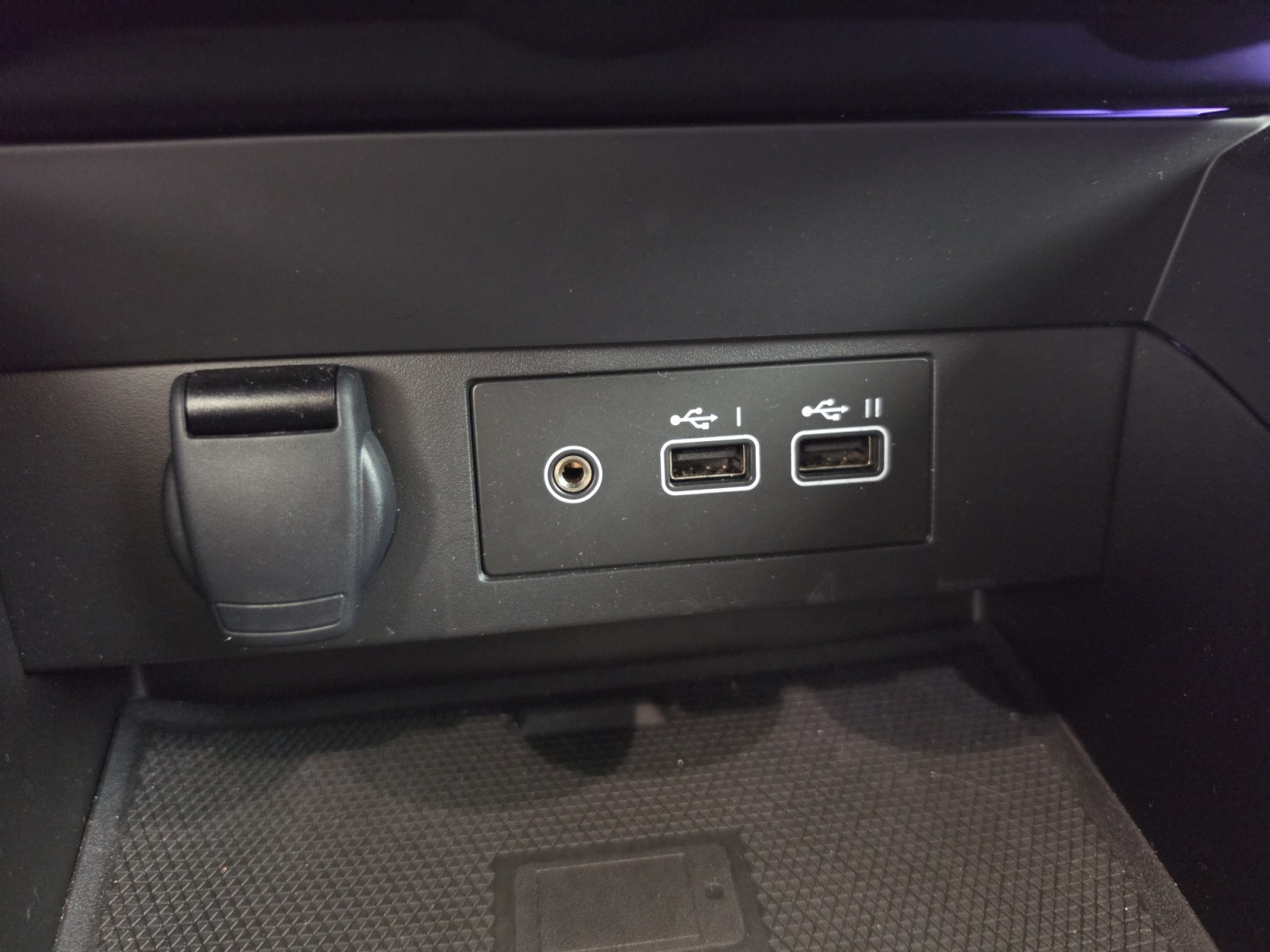 Vente en ligne Renault Clio 5 Clio E-Tech full hybrid 145 ch GSR2 au prix de 19 490 €