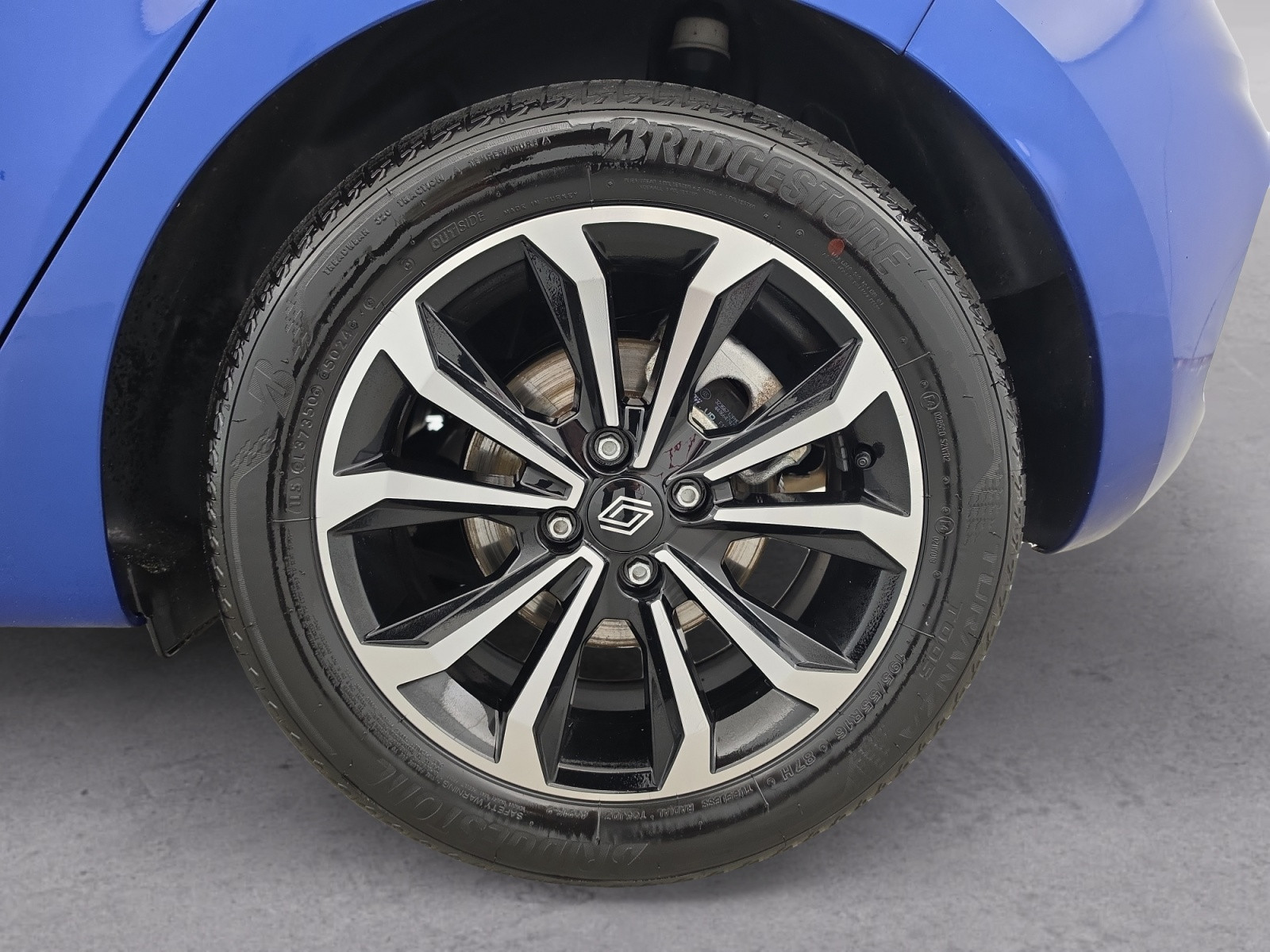 Vente en ligne Renault Clio 5 Clio E-Tech full hybrid 145 ch GSR2 au prix de 19 490 €