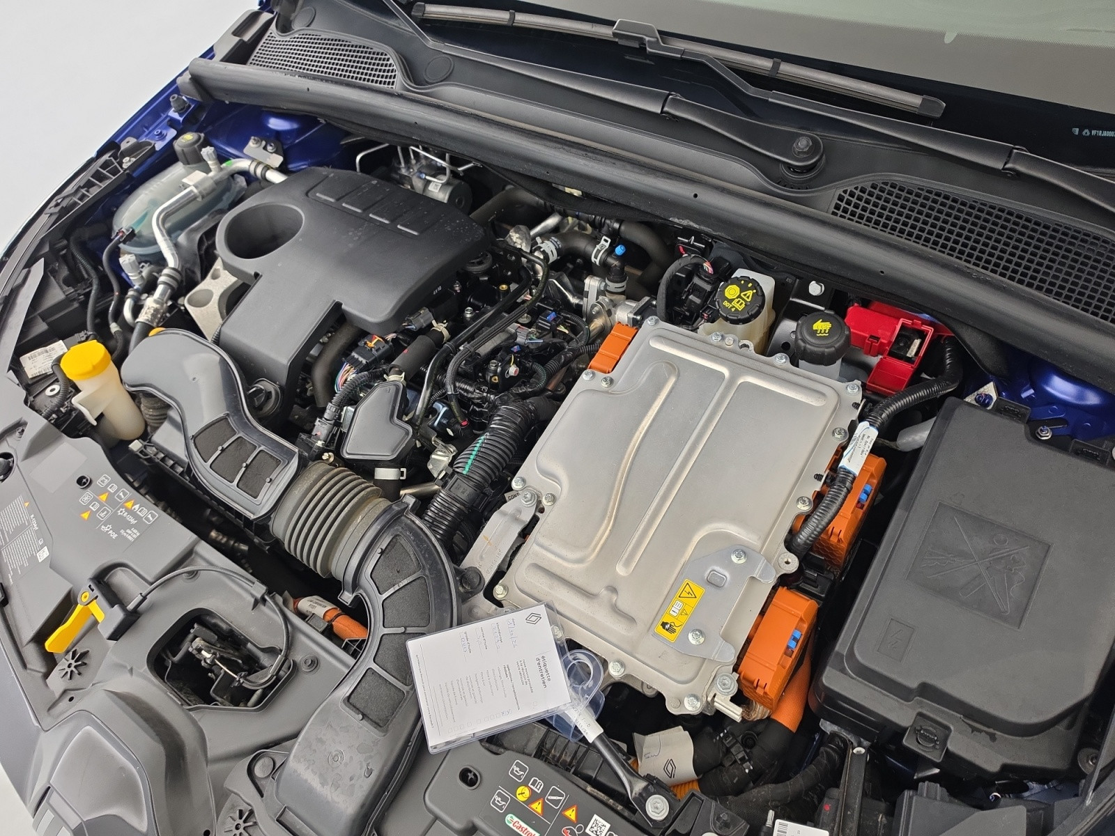 Vente en ligne Renault Clio 5 Clio E-Tech full hybrid 145 ch GSR2 au prix de 19 490 €