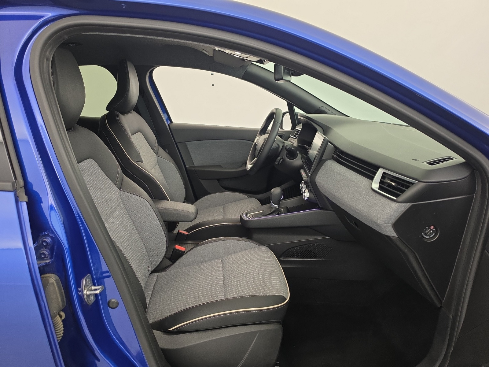 Vente en ligne Renault Clio 5 Clio E-Tech full hybrid 145 ch GSR2 au prix de 19 490 €