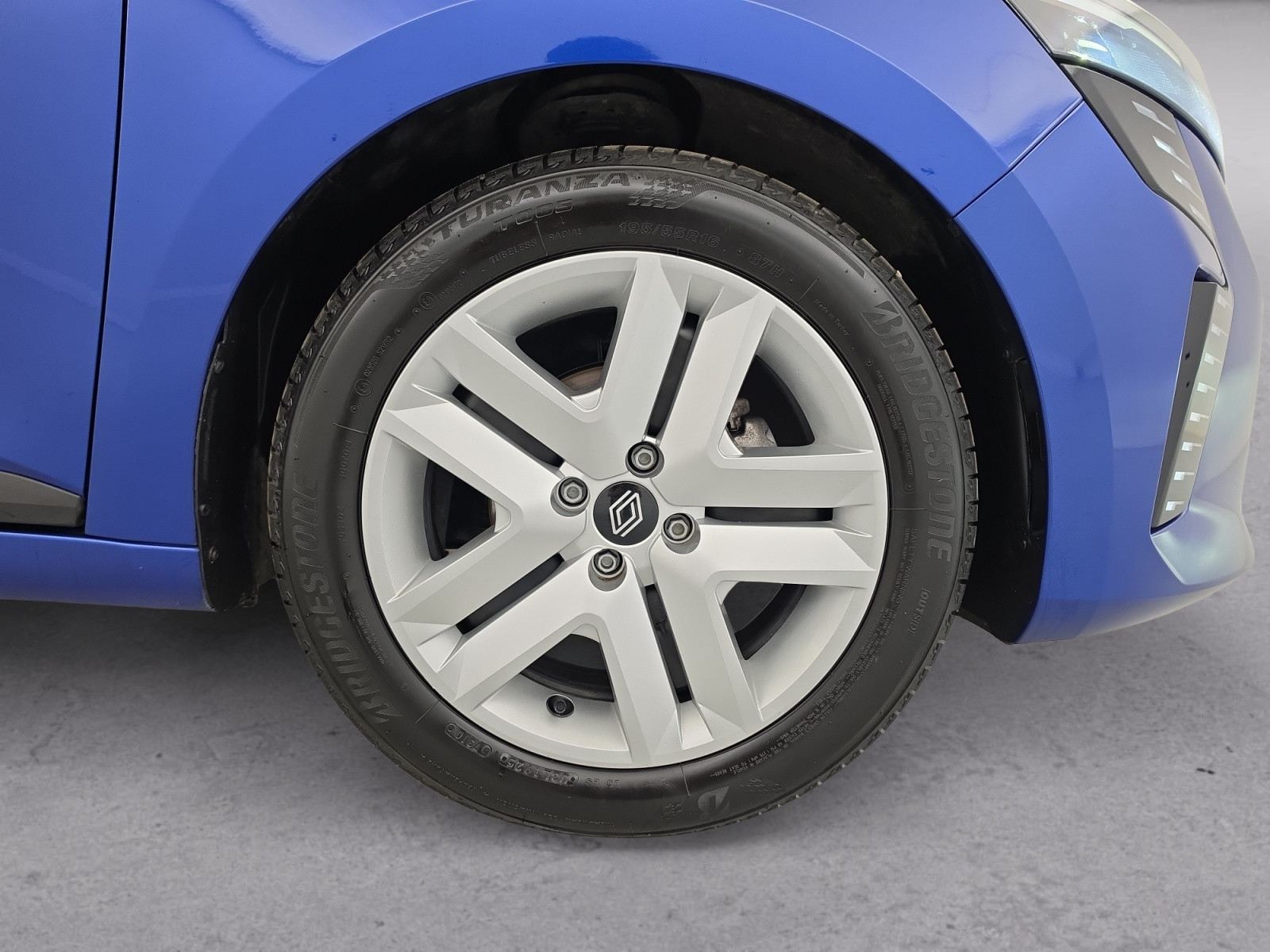 Vente en ligne Renault Clio 5 Clio TCe 90 ch GSR2 au prix de 15 390 €