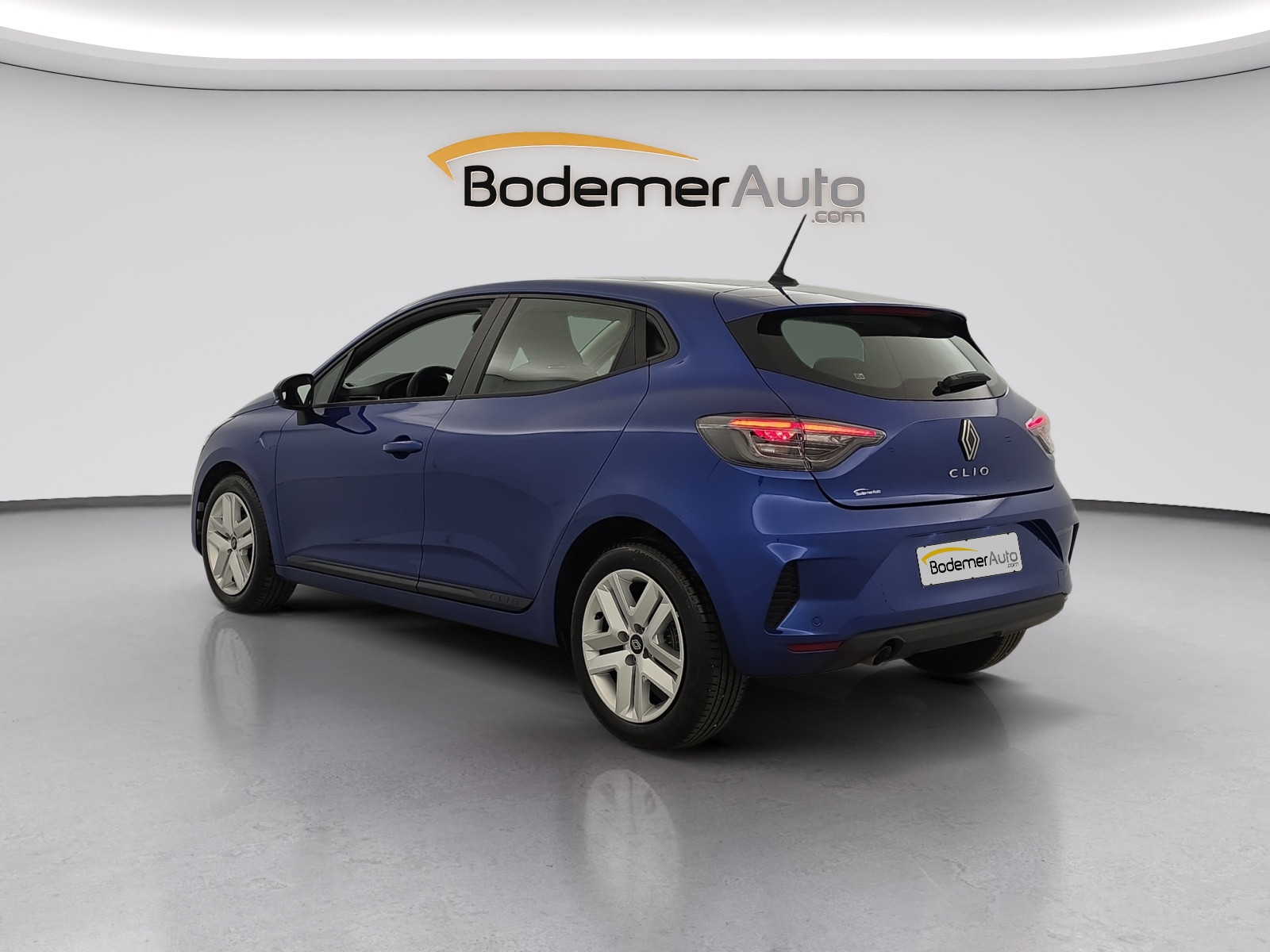 Vente en ligne Renault Clio 5 Clio TCe 90 ch GSR2 au prix de 15 390 €
