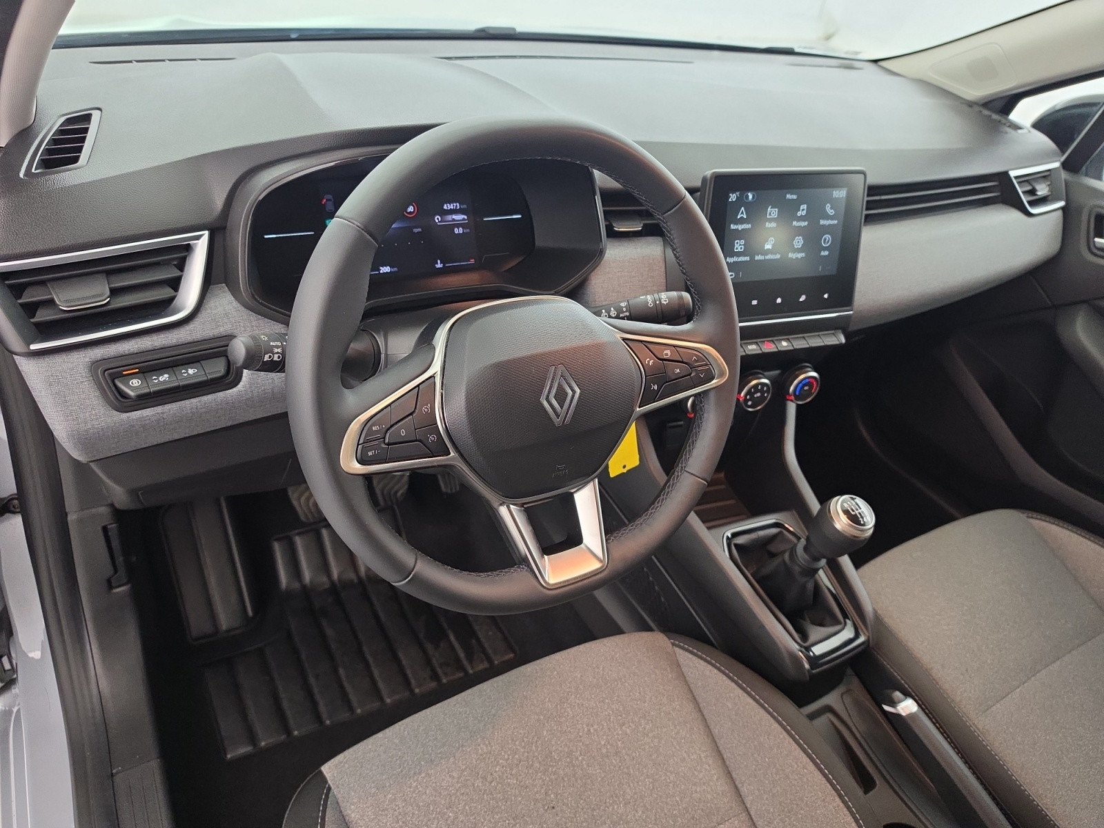 Vente en ligne Renault Clio 5 Clio dCi 100 au prix de 15 590 €