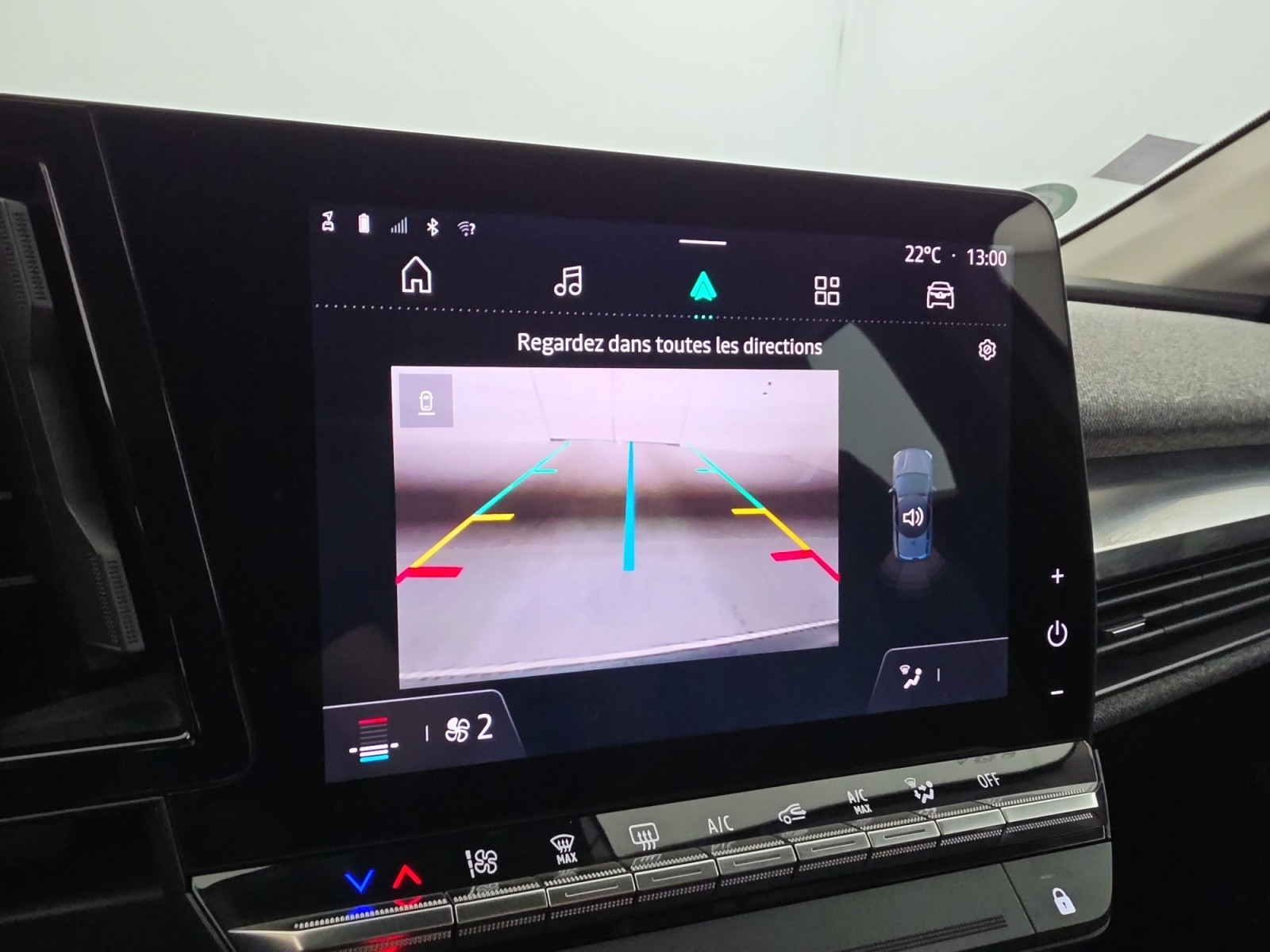Vente en ligne Renault Megane E-Tech  EV40 130ch standard charge au prix de 16 990 €