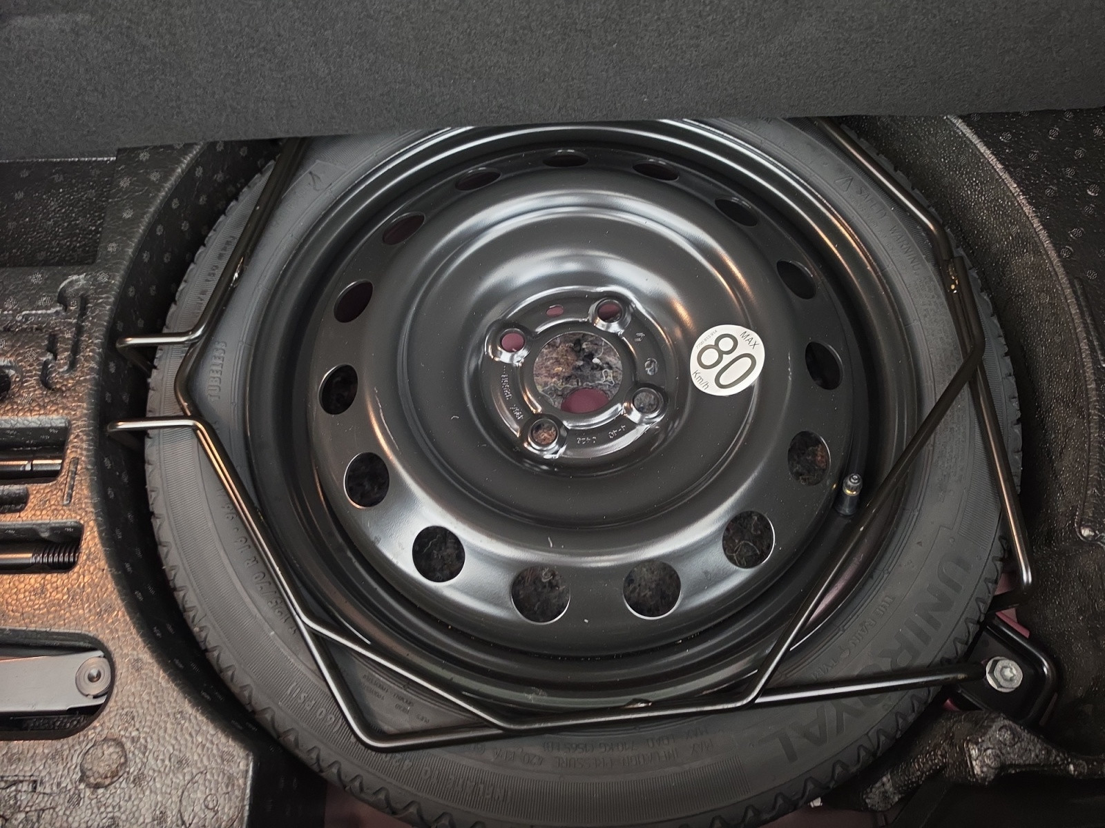 Vente en ligne Renault Clio 6 Clio E-Tech full hybrid 160 ch au prix de 25 790 €