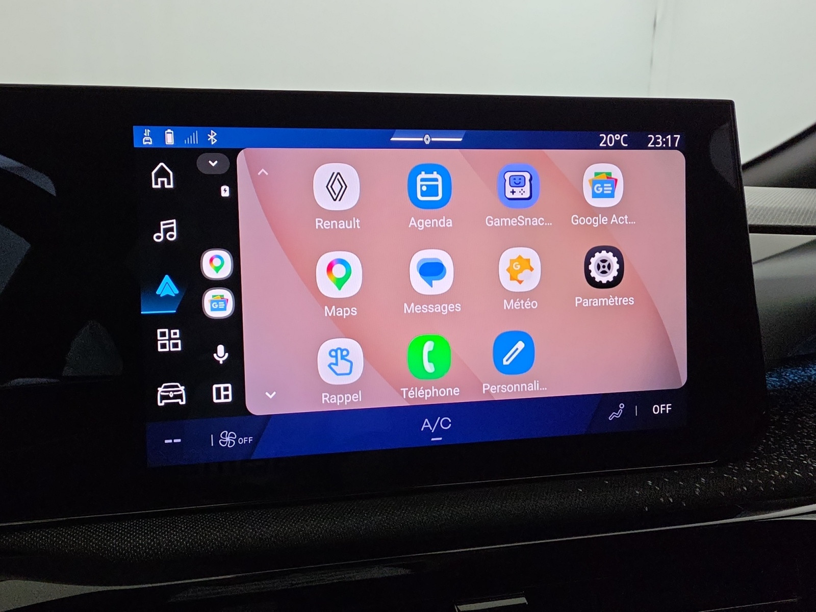 Vente en ligne Renault Clio 6 Clio E-Tech full hybrid 160 ch au prix de 25 790 €