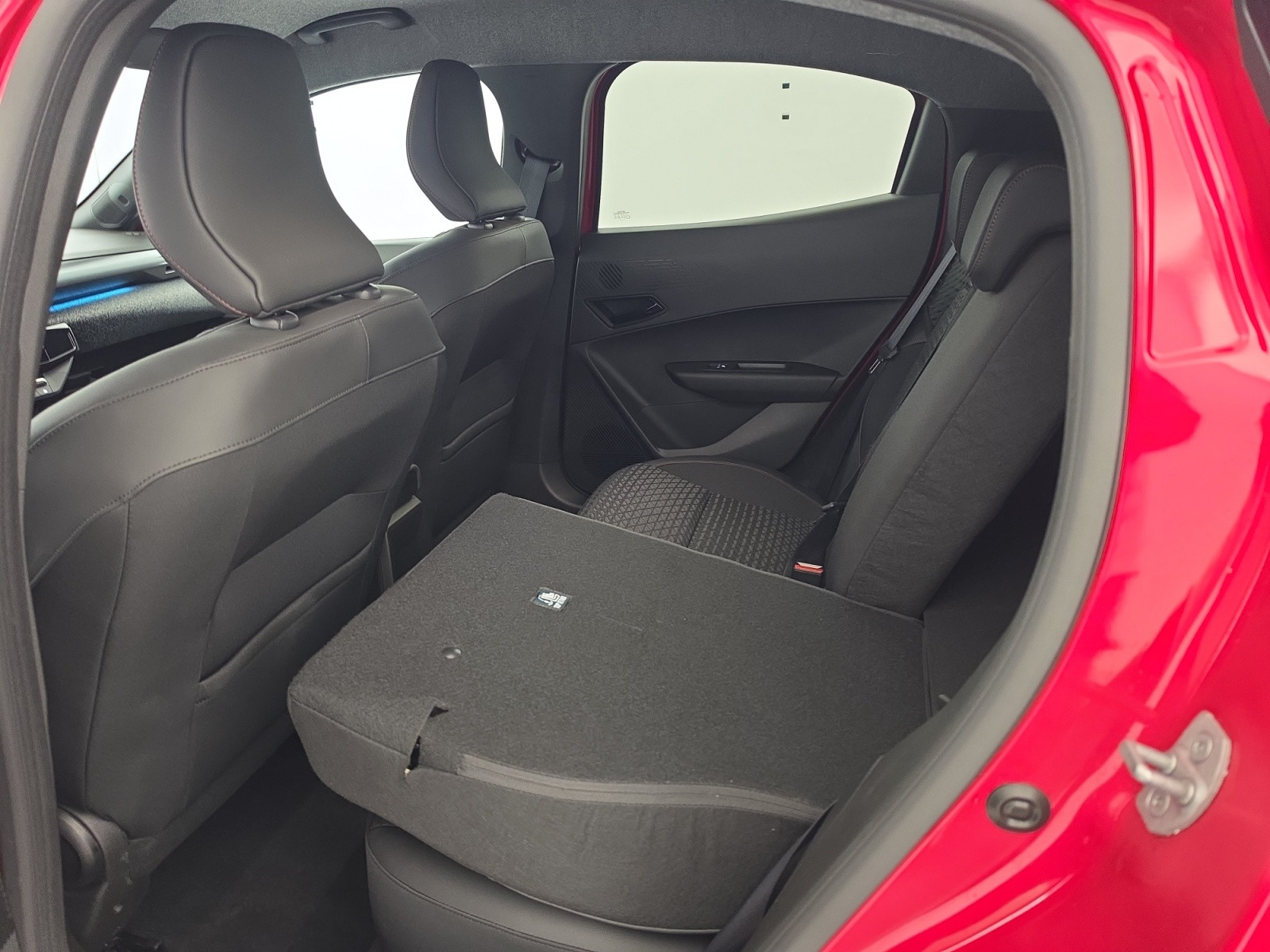 Vente en ligne Renault Clio 6 Clio E-Tech full hybrid 160 ch au prix de 25 790 €