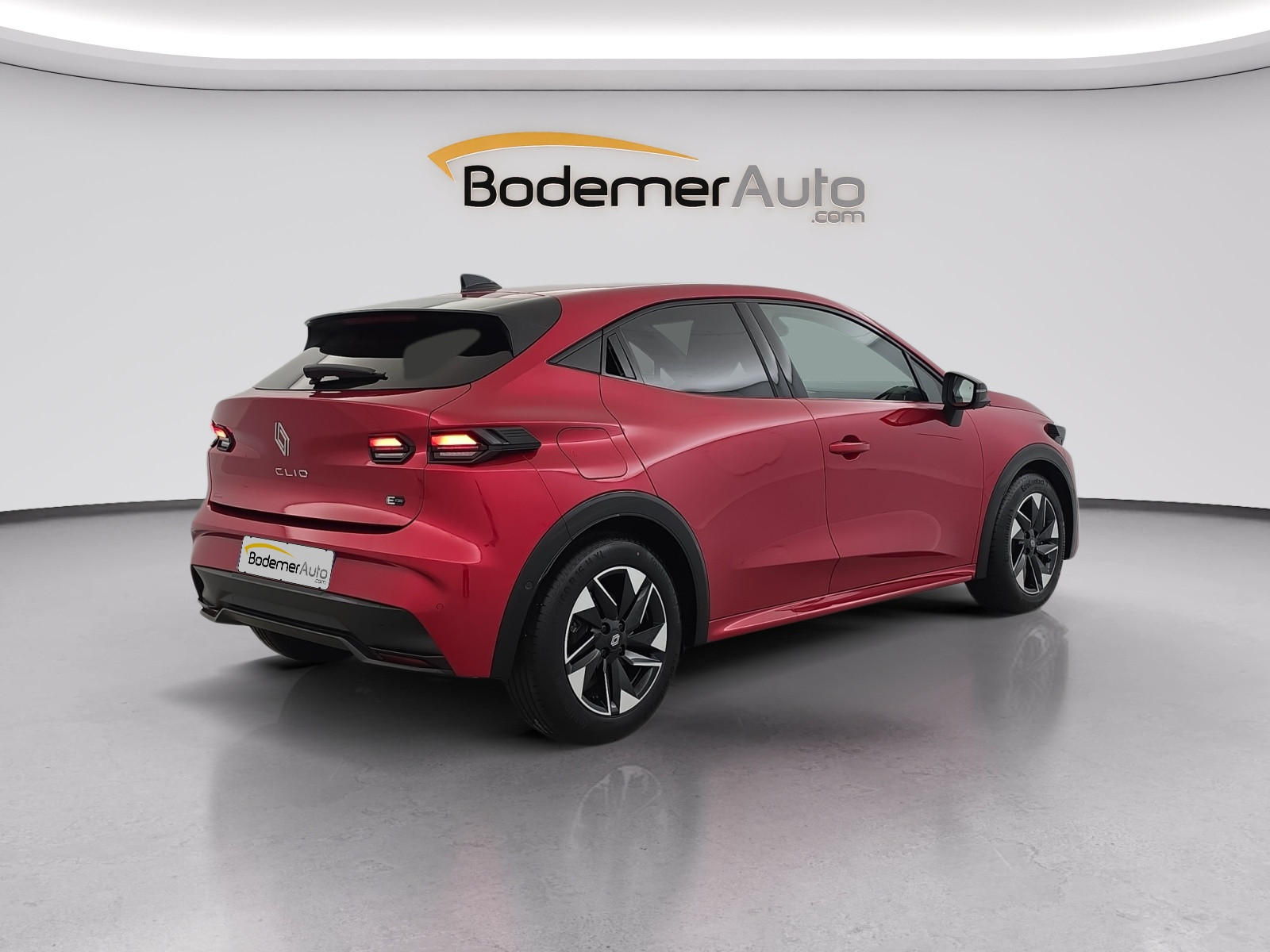 Vente en ligne Renault Clio 6 Clio E-Tech full hybrid 160 ch au prix de 25 790 €