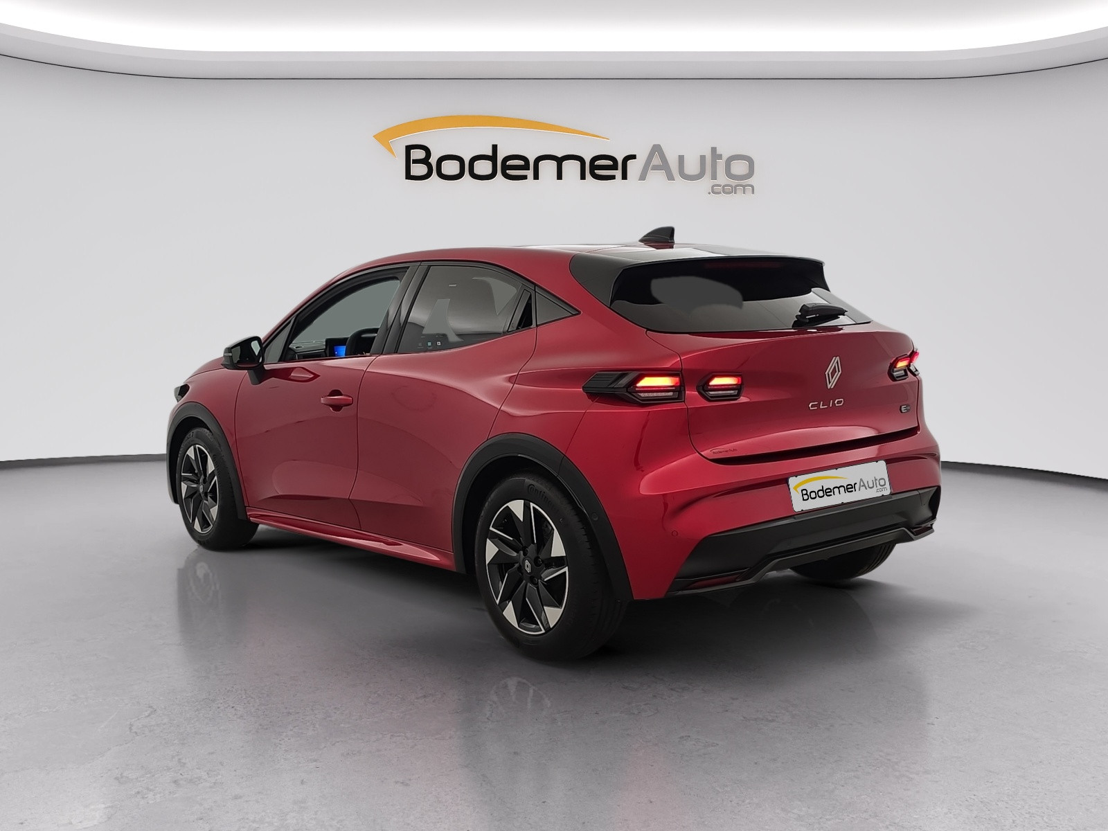 Vente en ligne Renault Clio 6 Clio E-Tech full hybrid 160 ch au prix de 25 790 €