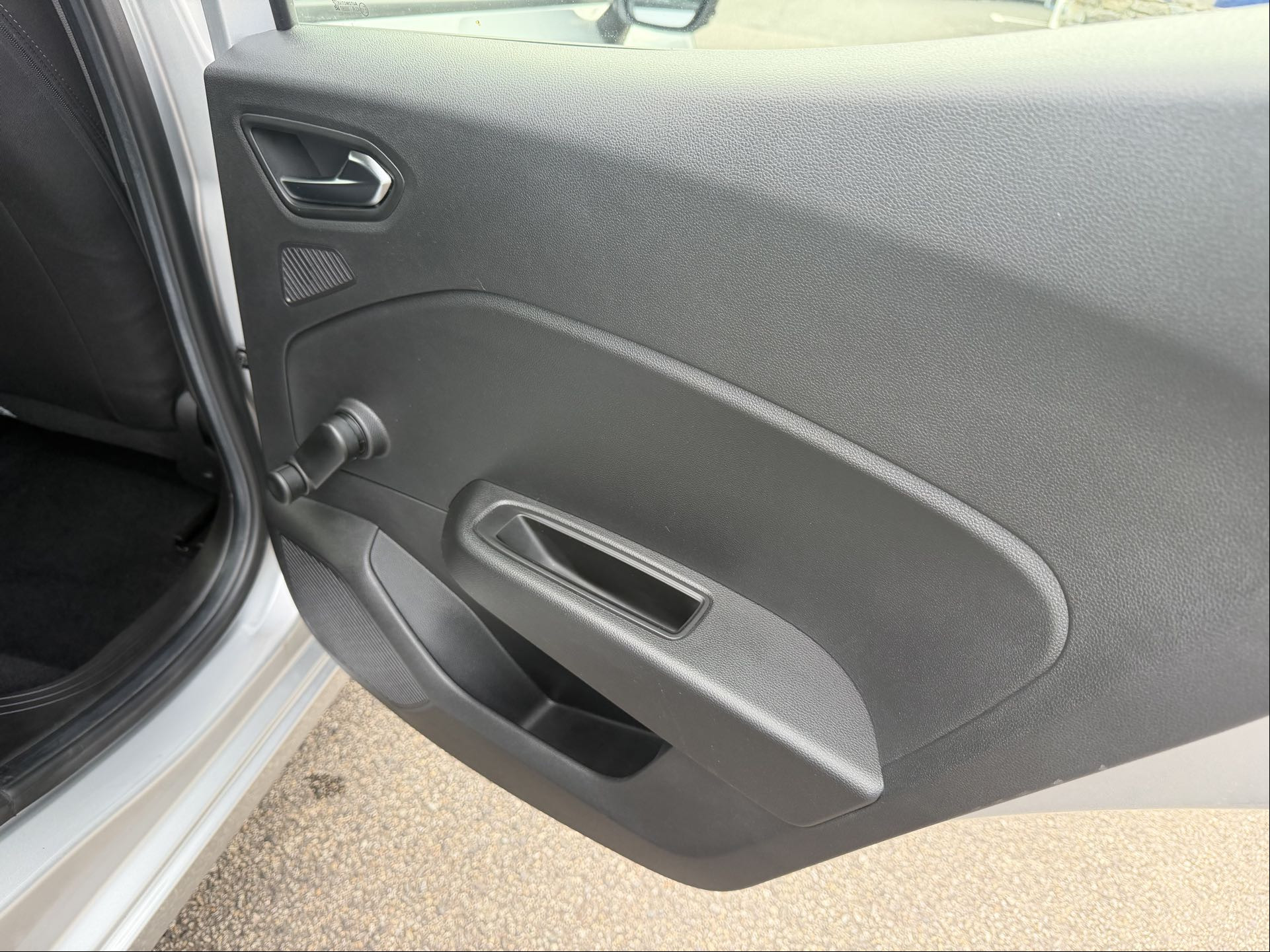 Vente en ligne Renault Clio 5 Clio TCe 90 au prix de 14 990 €