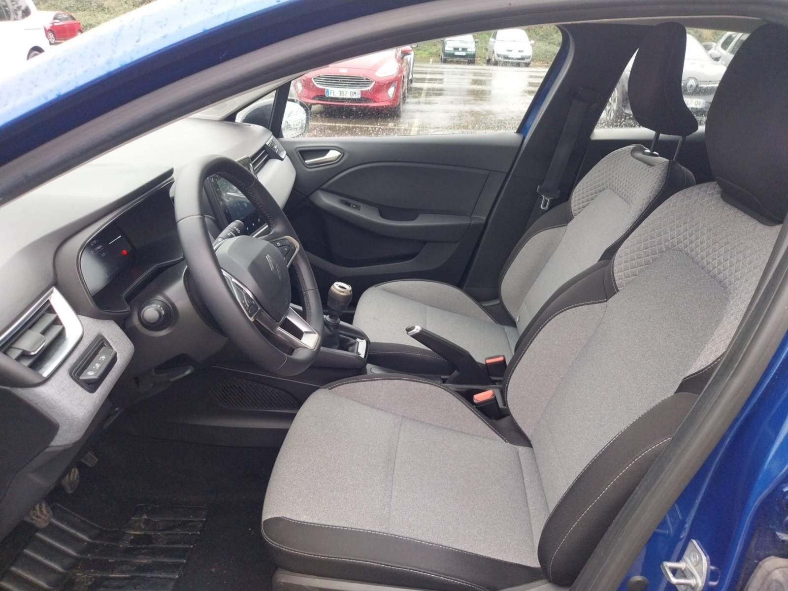 Vente en ligne Renault Clio 5 Clio Blue dCi 100 ch GSR2 au prix de 14 990 €