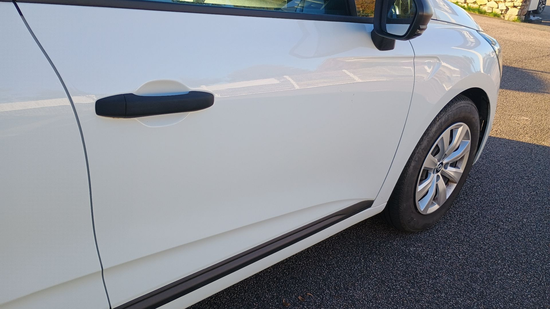 Vente en ligne Renault Clio 5 Clio SCe 65 au prix de 12 490 €