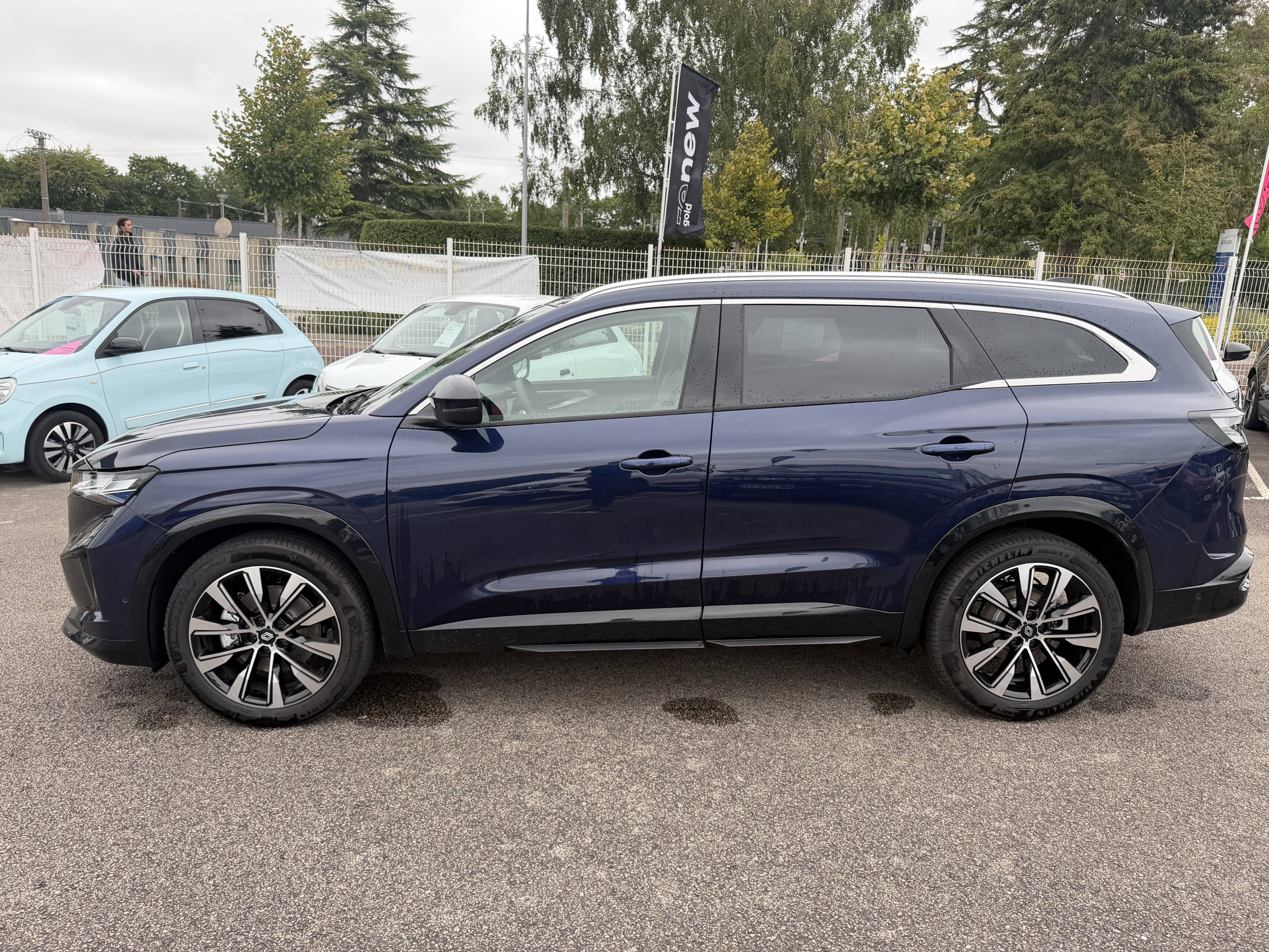 Renault Espace Espace full hybrid E-Tech 200 ch 7pl occasion de 2026 en vente à Ploërmel