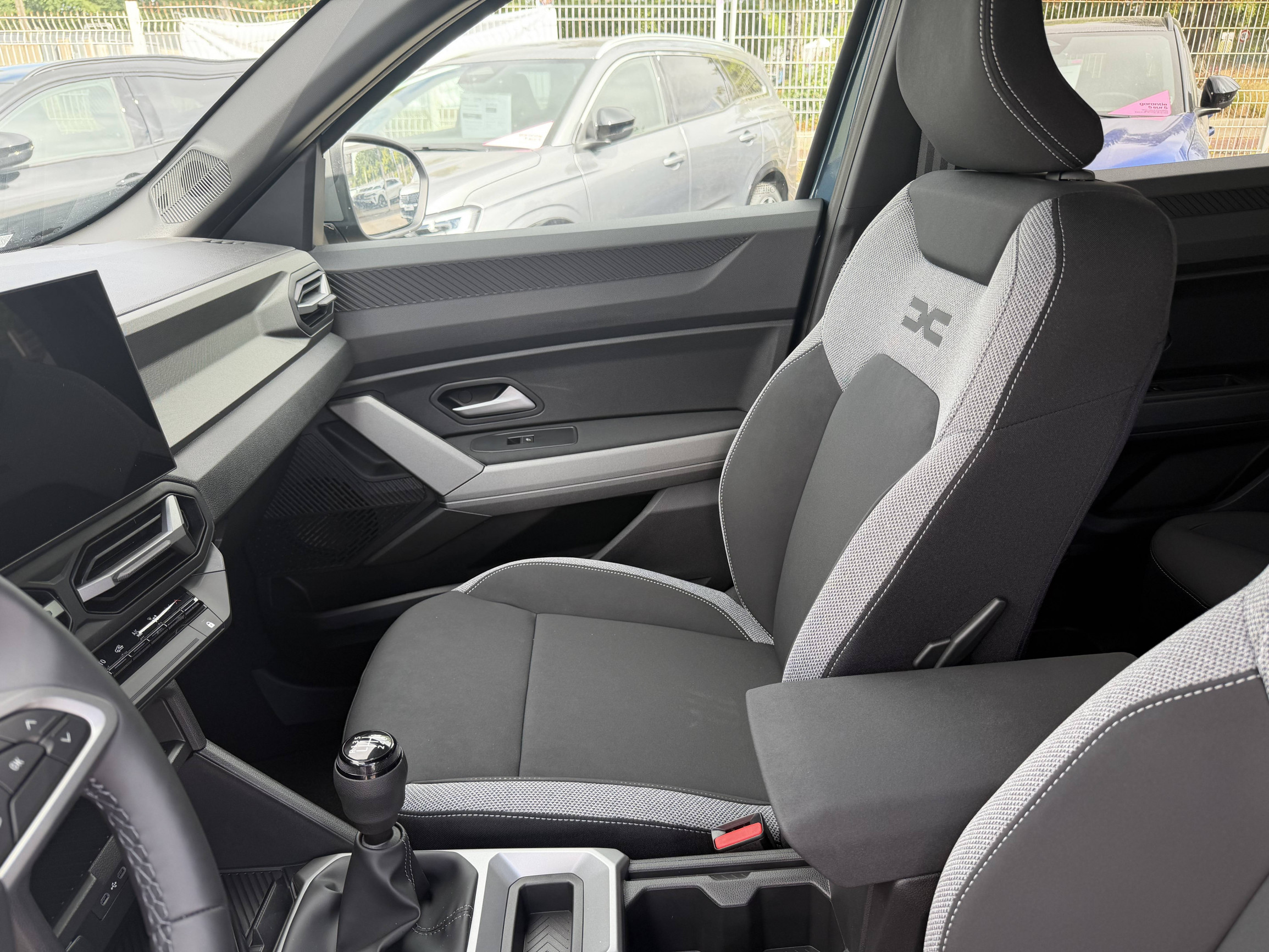 Vente en ligne Dacia Bigster Bigster Mild Hybrid-G 140 au prix de 27 590 €