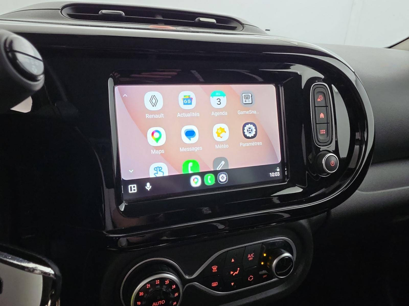 Vente en ligne Renault Twingo Electrique Twingo III E-Tech au prix de 11 590 €