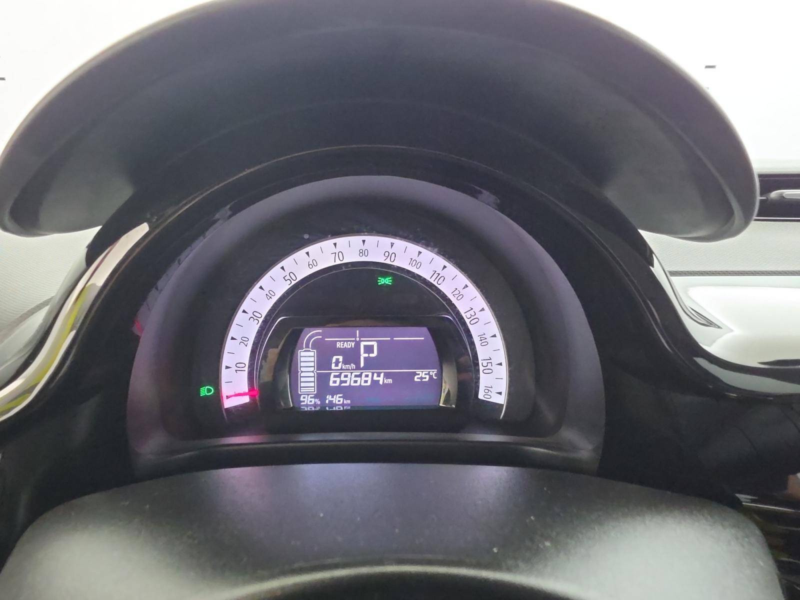 Vente en ligne Renault Twingo Electrique Twingo III E-Tech au prix de 11 590 €
