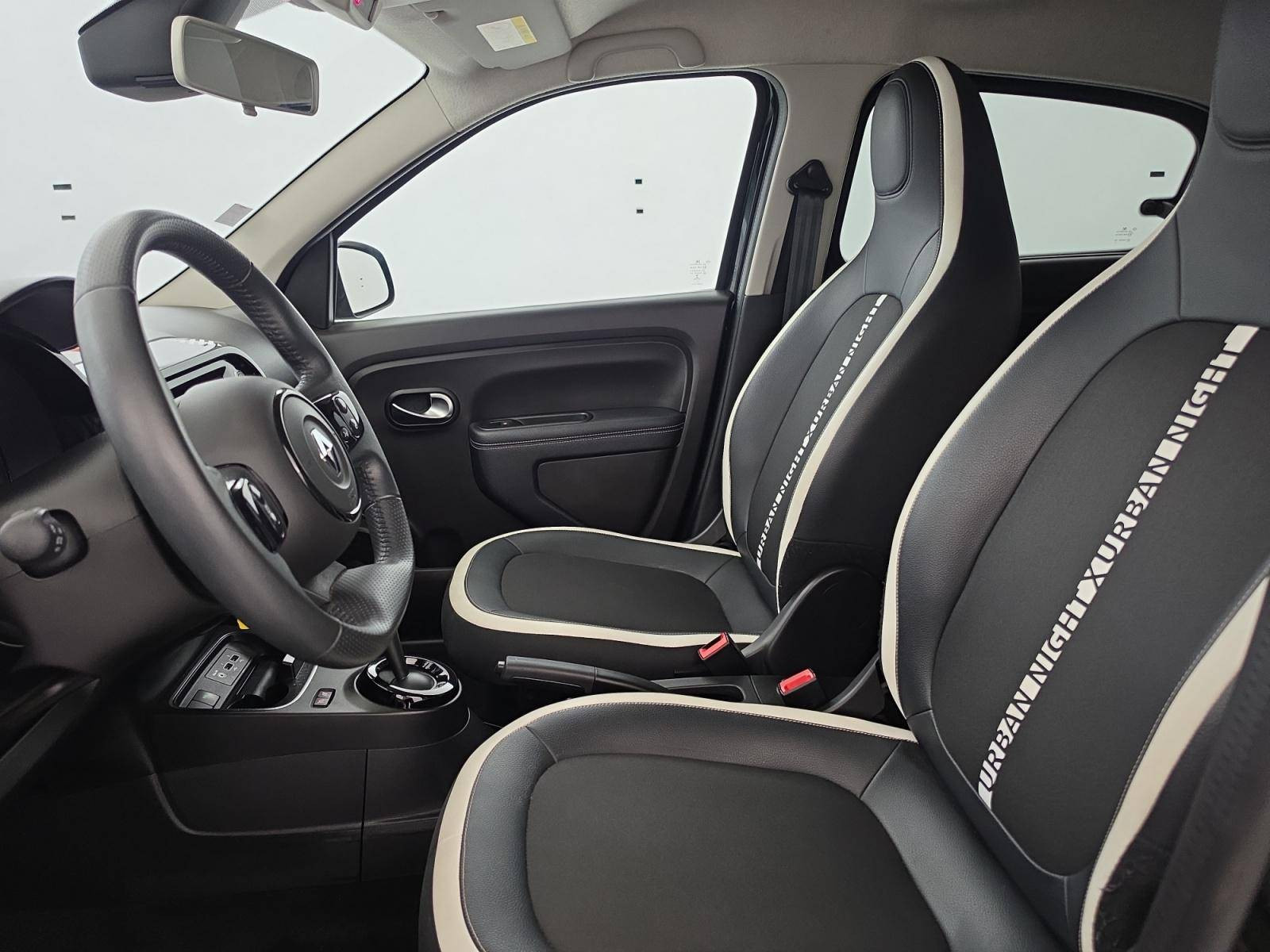 Vente en ligne Renault Twingo Electrique Twingo III E-Tech au prix de 11 590 €