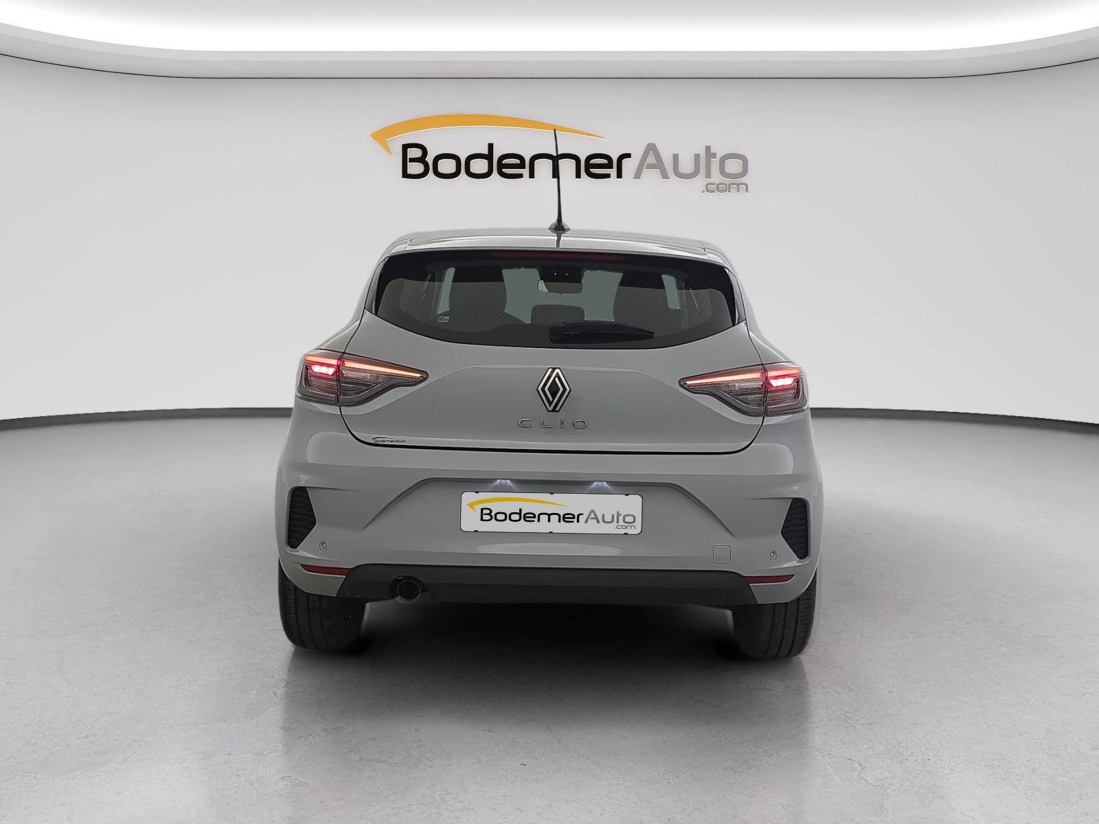 Vente en ligne Renault Clio 5 Clio Blue dCi 100 ch GSR2 au prix de 16 990 €