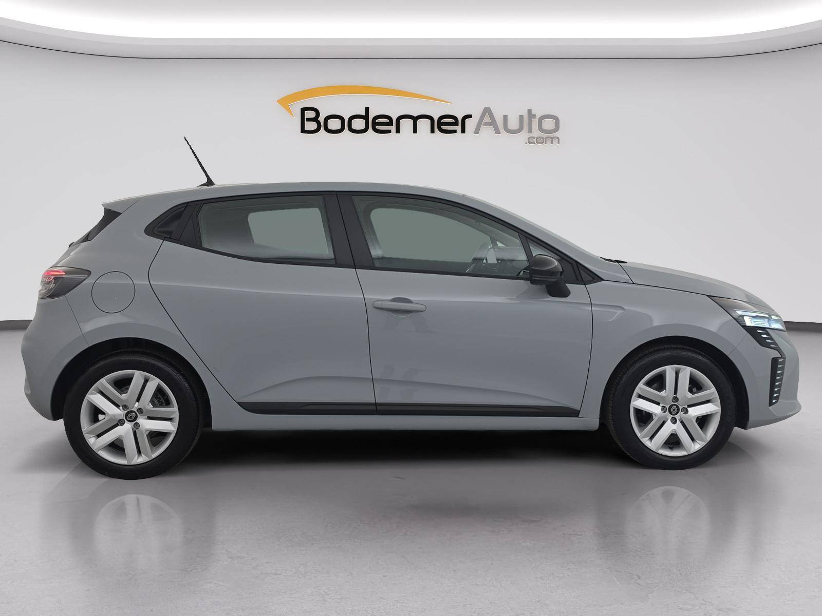 Vente en ligne Renault Clio 5 Clio Blue dCi 100 ch GSR2 au prix de 16 990 €