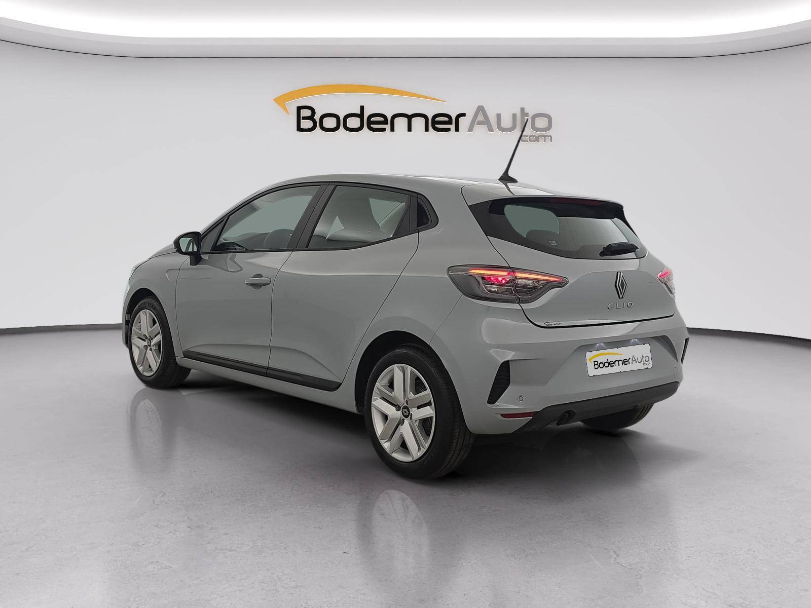 Vente en ligne Renault Clio 5 Clio Blue dCi 100 ch GSR2 au prix de 16 990 €