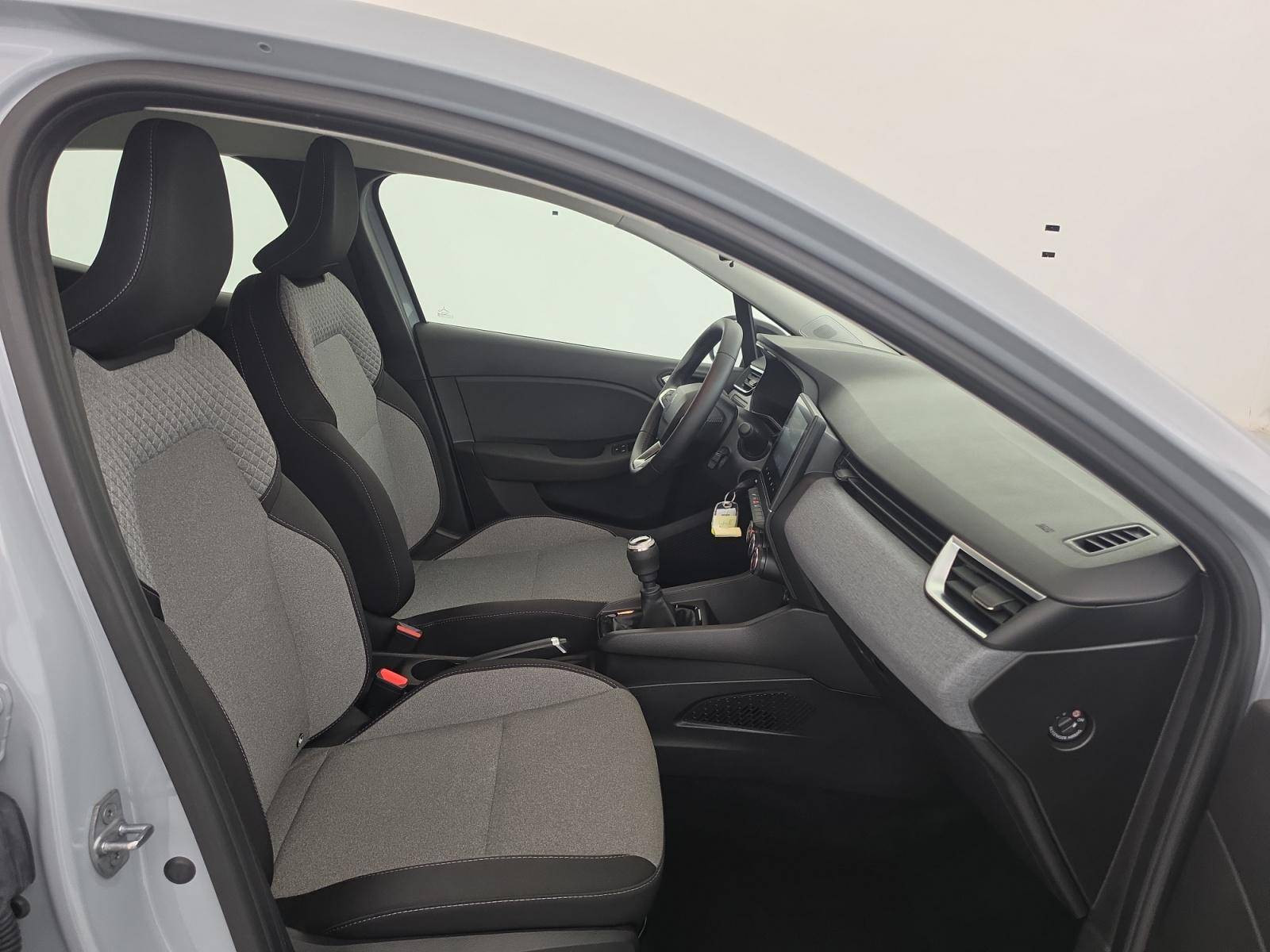 Vente en ligne Renault Clio 5 Clio Blue dCi 100 ch GSR2 au prix de 16 990 €