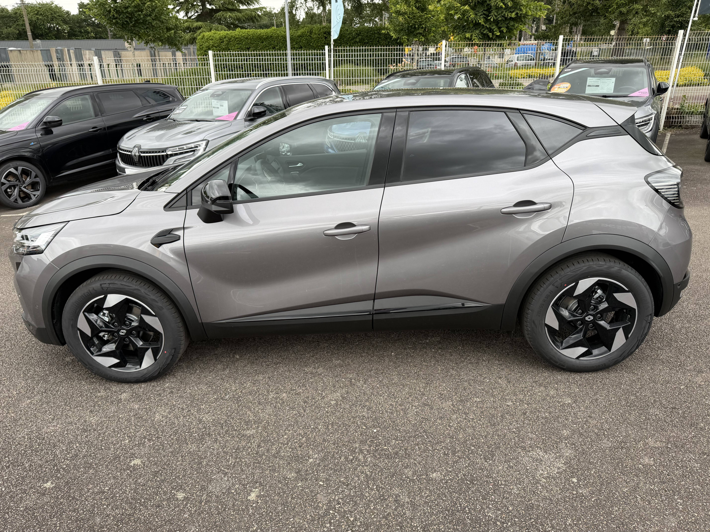 Renault Captur  E-Tech full hybrid 160 ch occasion de 2026 en vente à Ploërmel