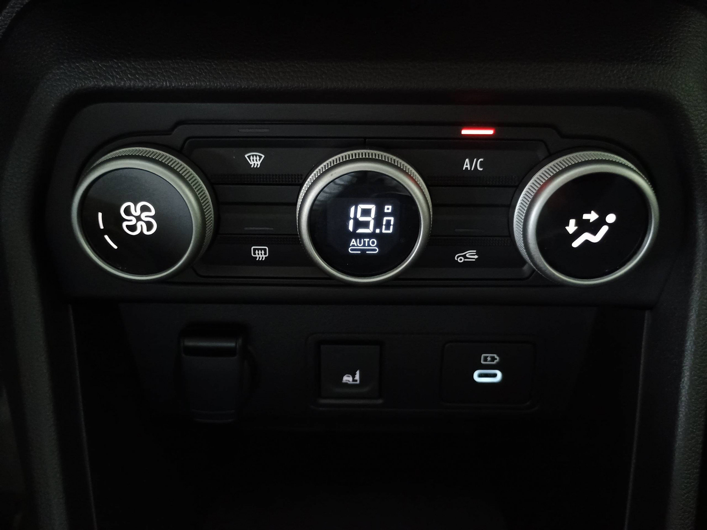 Vente en ligne Dacia Sandero  ECO-G 100 au prix de 16 590 €