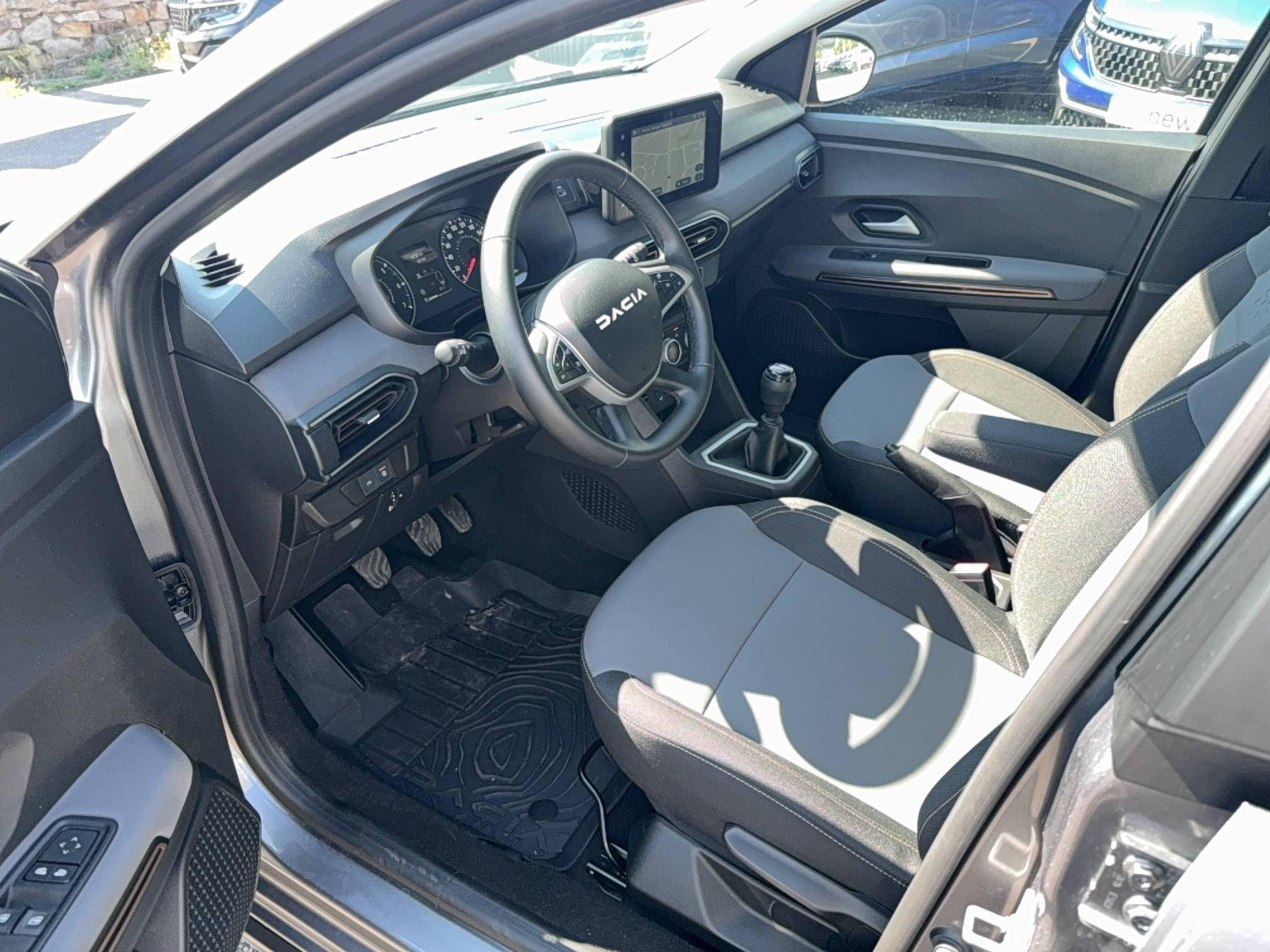 Vente en ligne Dacia Sandero  ECO-G 100 au prix de 16 590 €