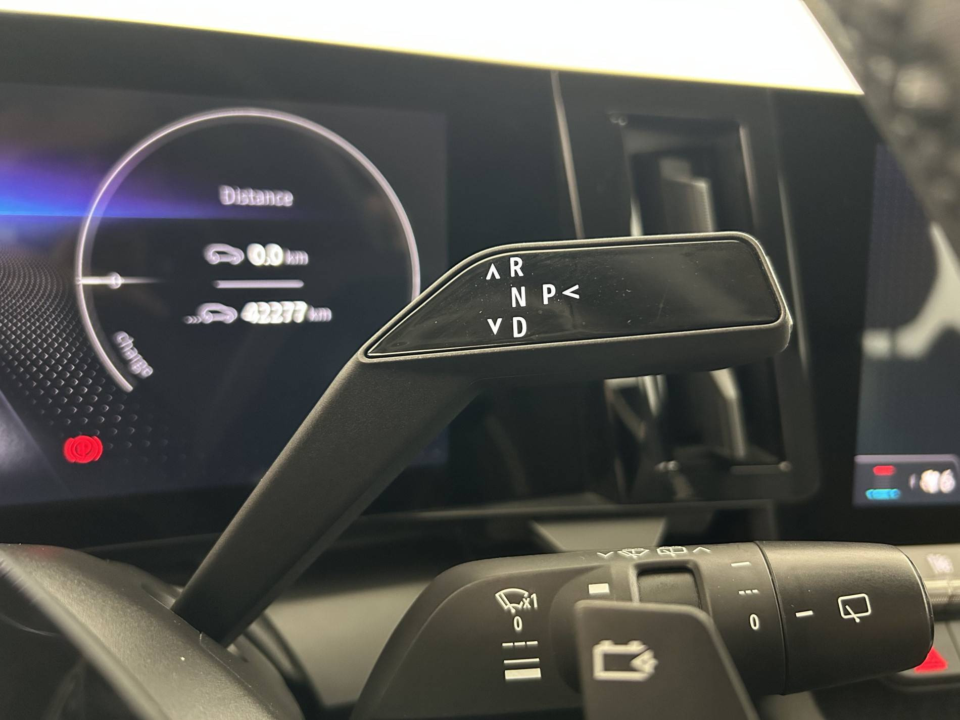 Vente en ligne Renault Megane E-Tech  EV40 130ch standard charge au prix de 18 690 €