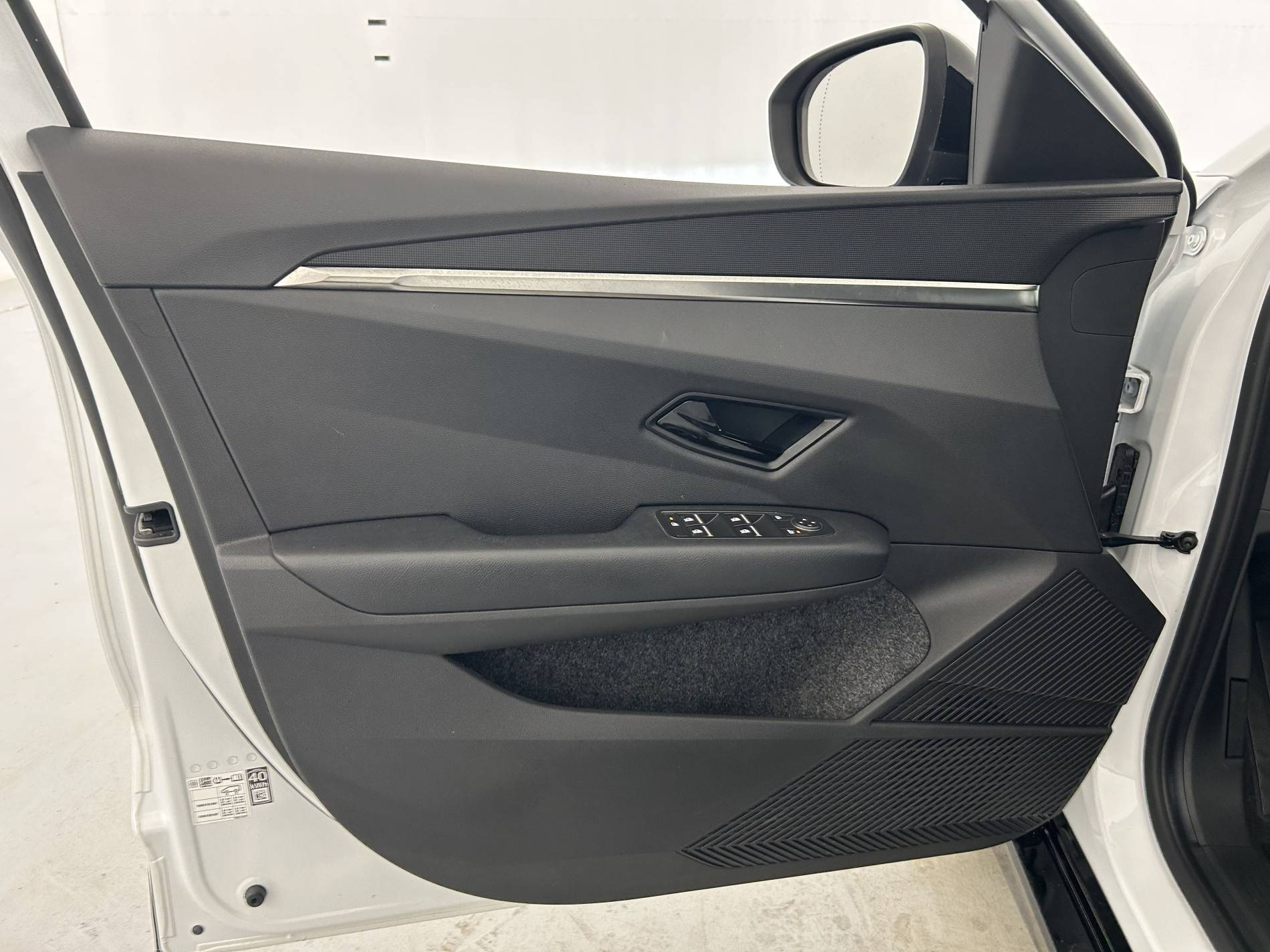Vente en ligne Renault Megane E-Tech  EV40 130ch standard charge au prix de 18 690 €