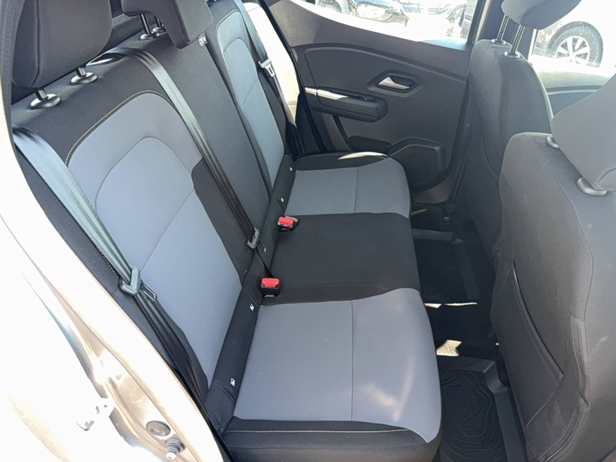 Vente en ligne Dacia Sandero  ECO-G 100 au prix de 16 590 €