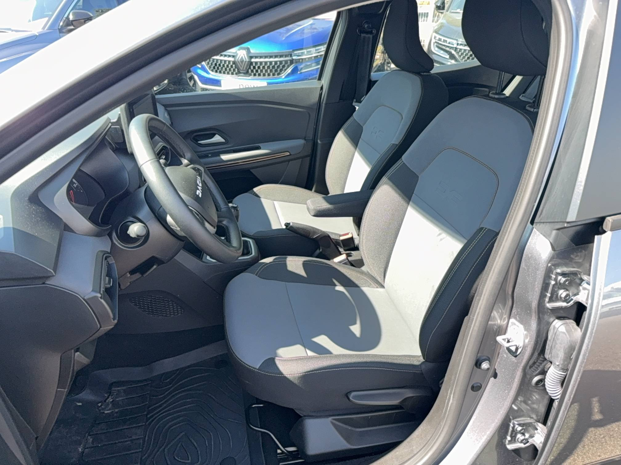Vente en ligne Dacia Sandero  ECO-G 100 au prix de 16 590 €