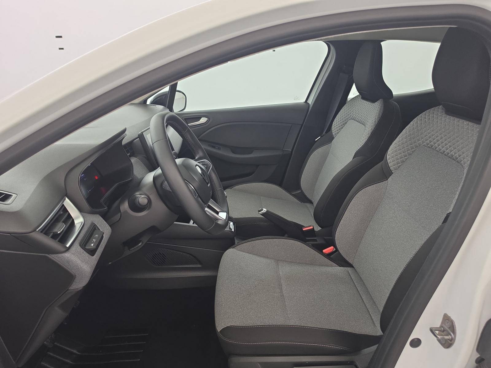 Vente en ligne Renault Clio 5 Clio TCe 90 au prix de 14 590 €