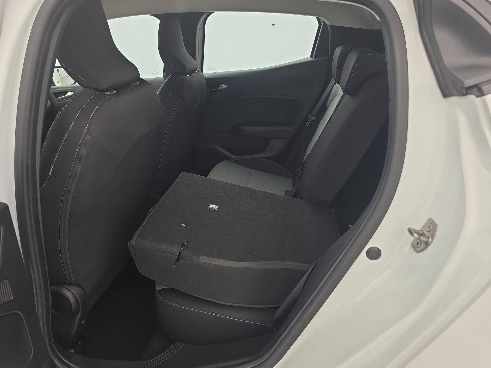 Vente en ligne Renault Clio 5 Clio TCe 90 au prix de 14 590 €