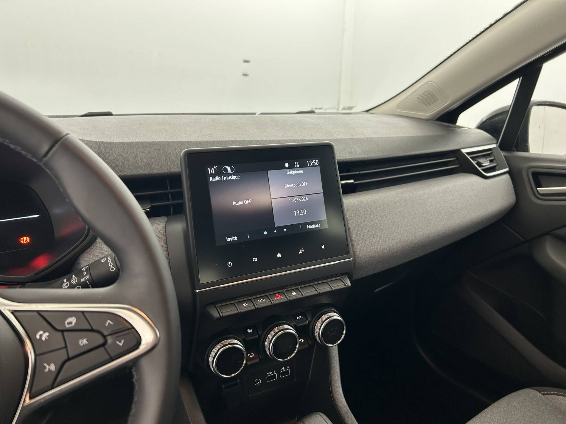 Vente en ligne Renault Clio 5 Clio E-Tech full hybrid 145 ch GSR2 au prix de 19 250 €