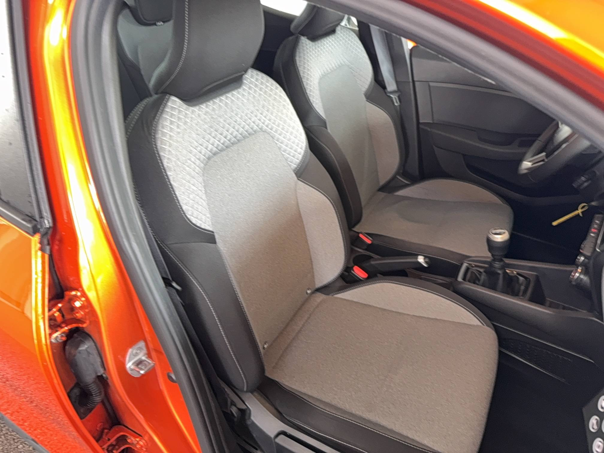 Vente en ligne Renault Clio 5 Clio dCi 100 au prix de 15 290 €